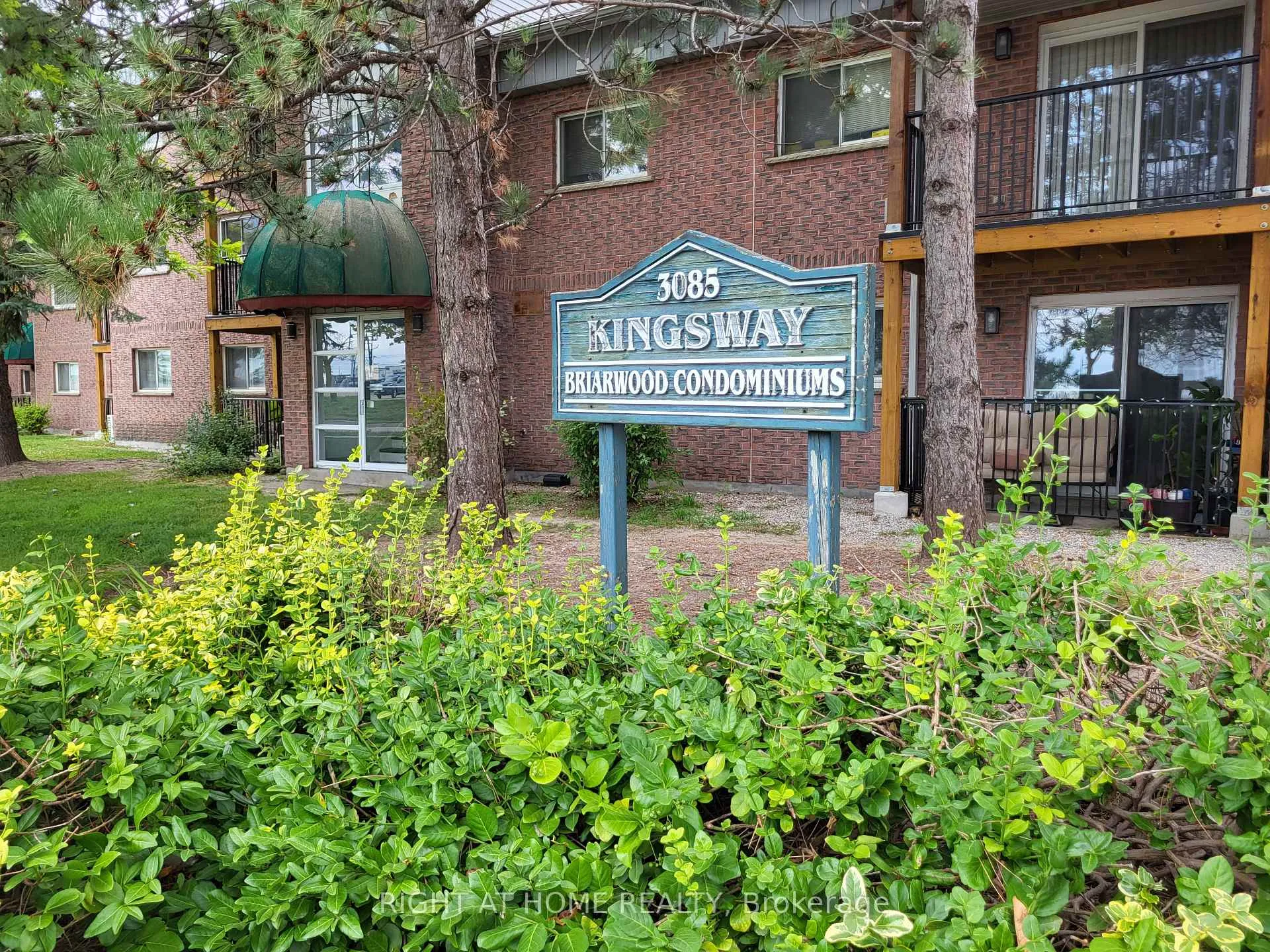 Front of Unit 54, 3085 Kingsway Drive