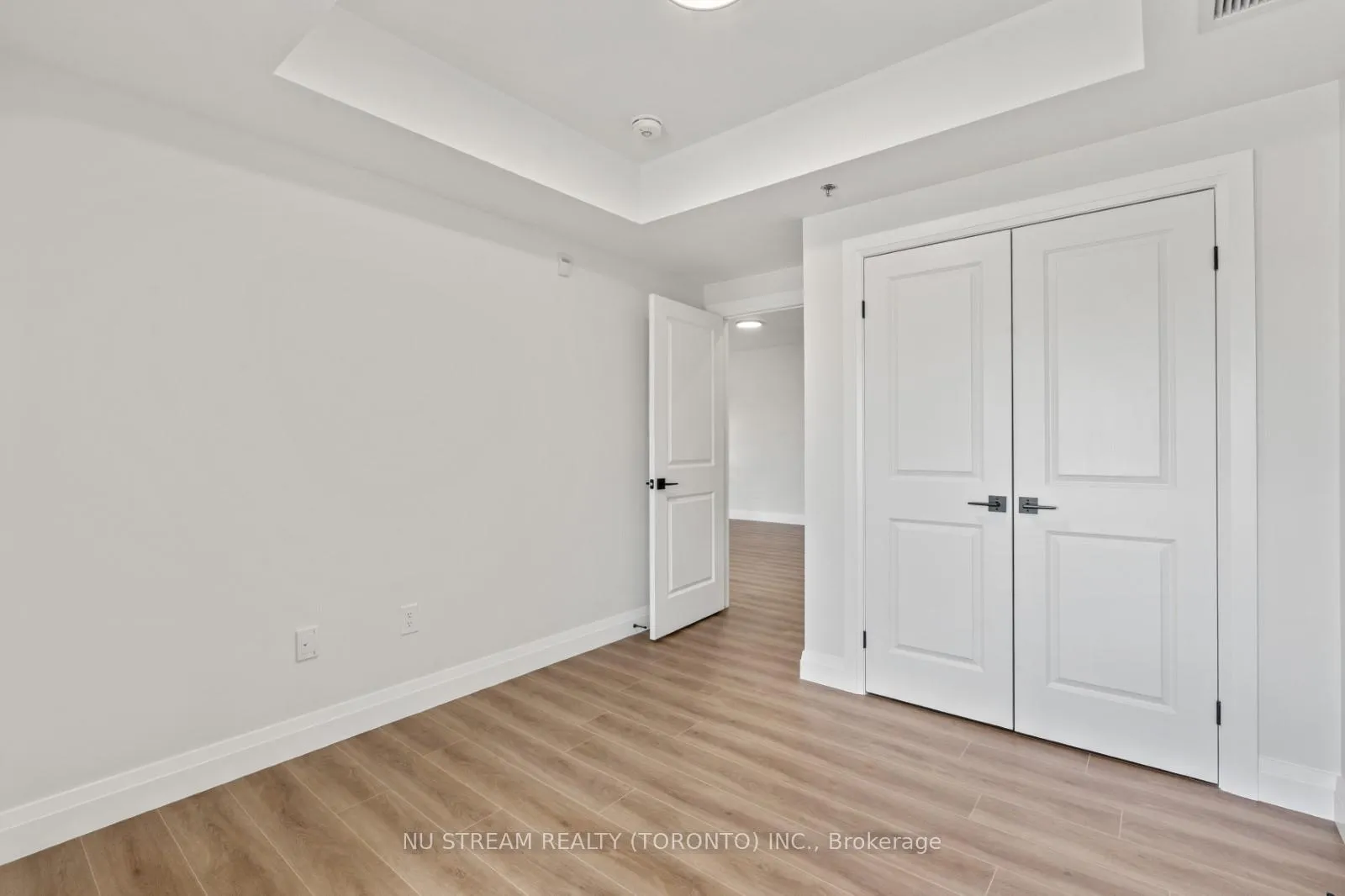 Photo 13 of Unit 513, 4775 Walker Road, Windsor — HOMEH