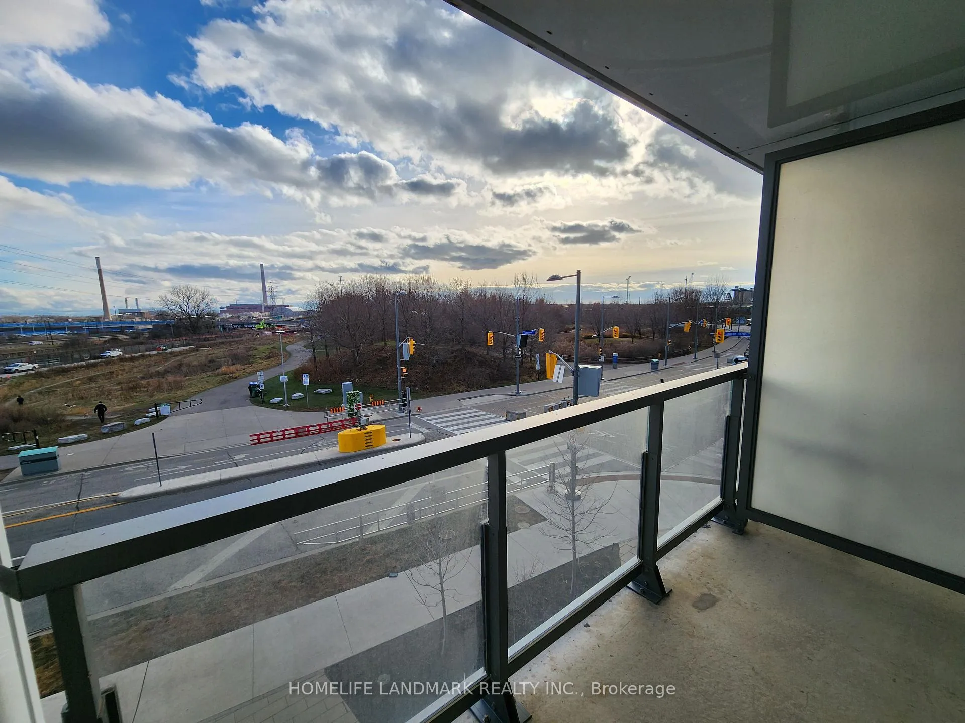 Photo 6 of Unit 311, 170 Bayview Avenue, Toronto, Waterfront Communities — HOMEH