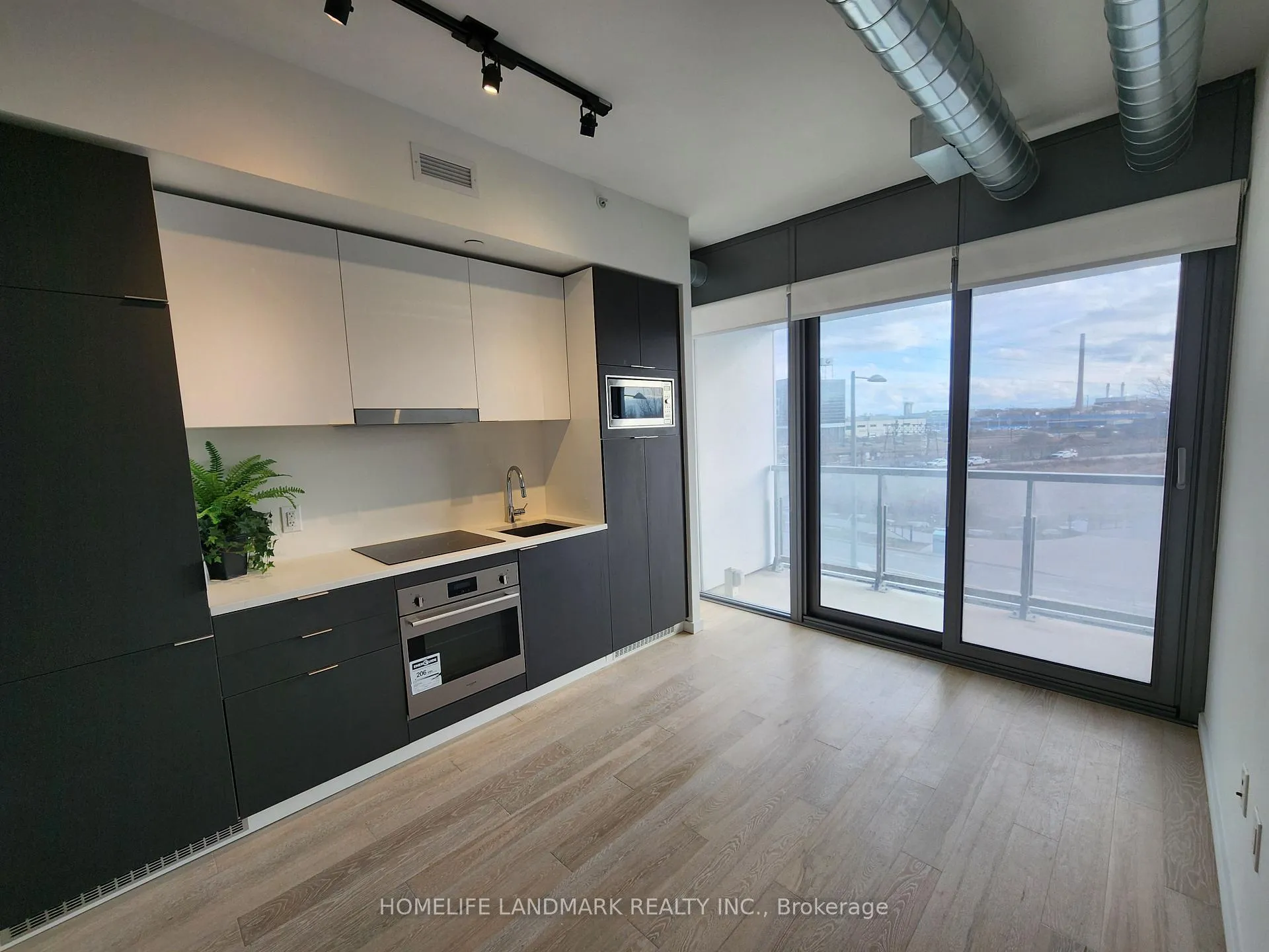 Photo 7 of Unit 311, 170 Bayview Avenue, Toronto, Waterfront Communities — HOMEH