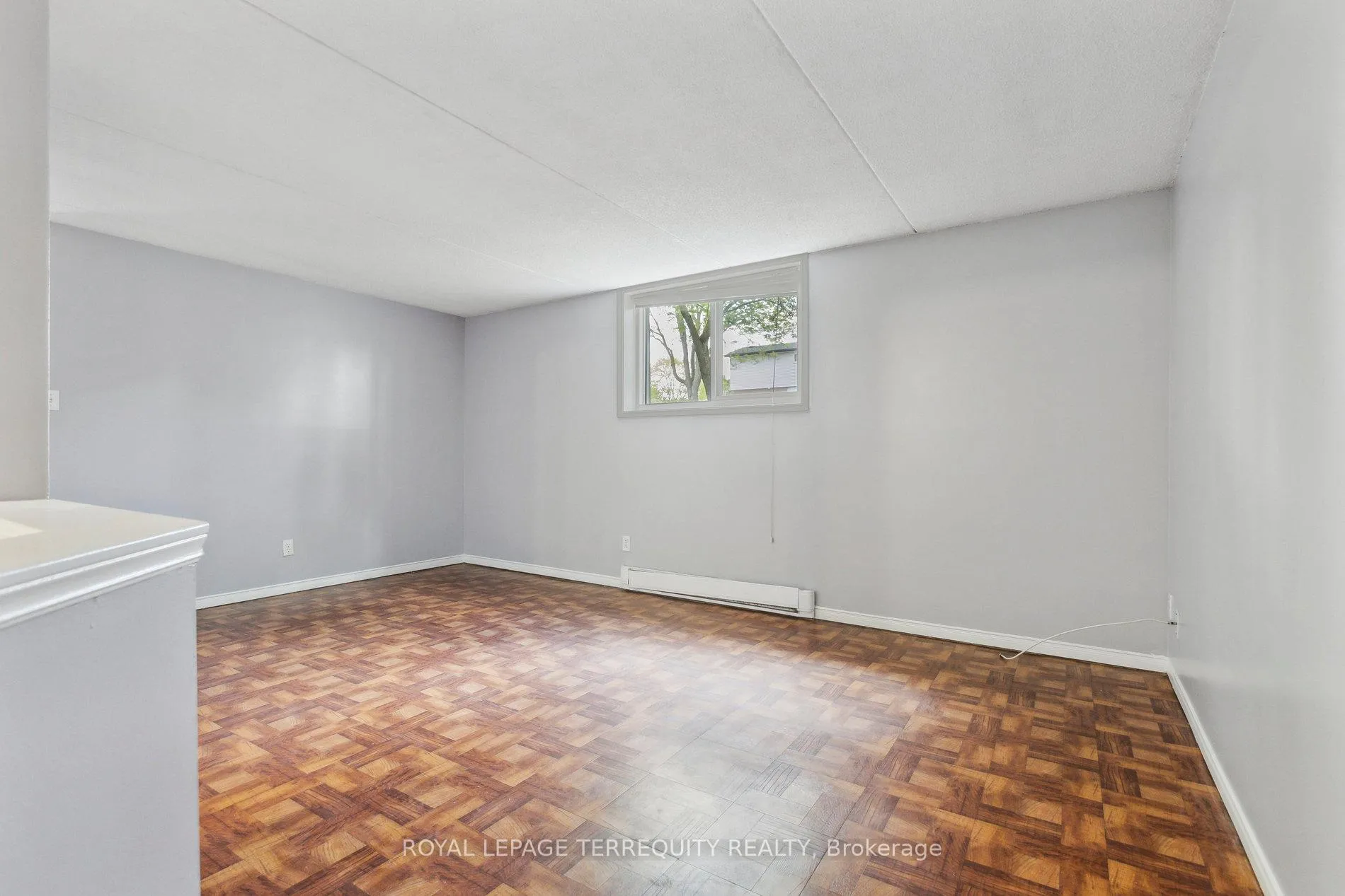 Photo 7 of Unit 1, 321 Northlake Drive, Waterloo — HOMEH