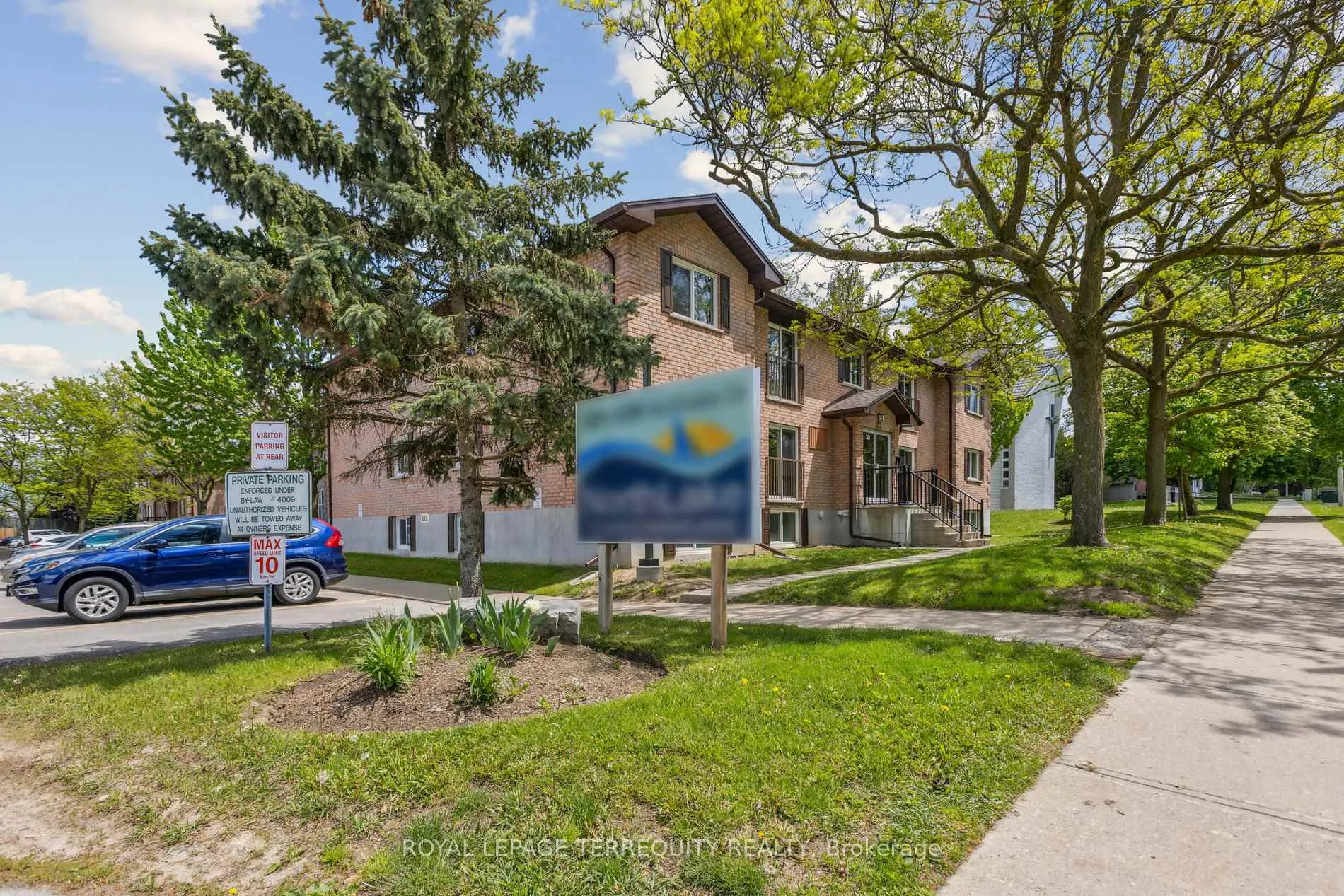 Photo 19 of Unit 1, 321 Northlake Drive, Waterloo — HOMEH
