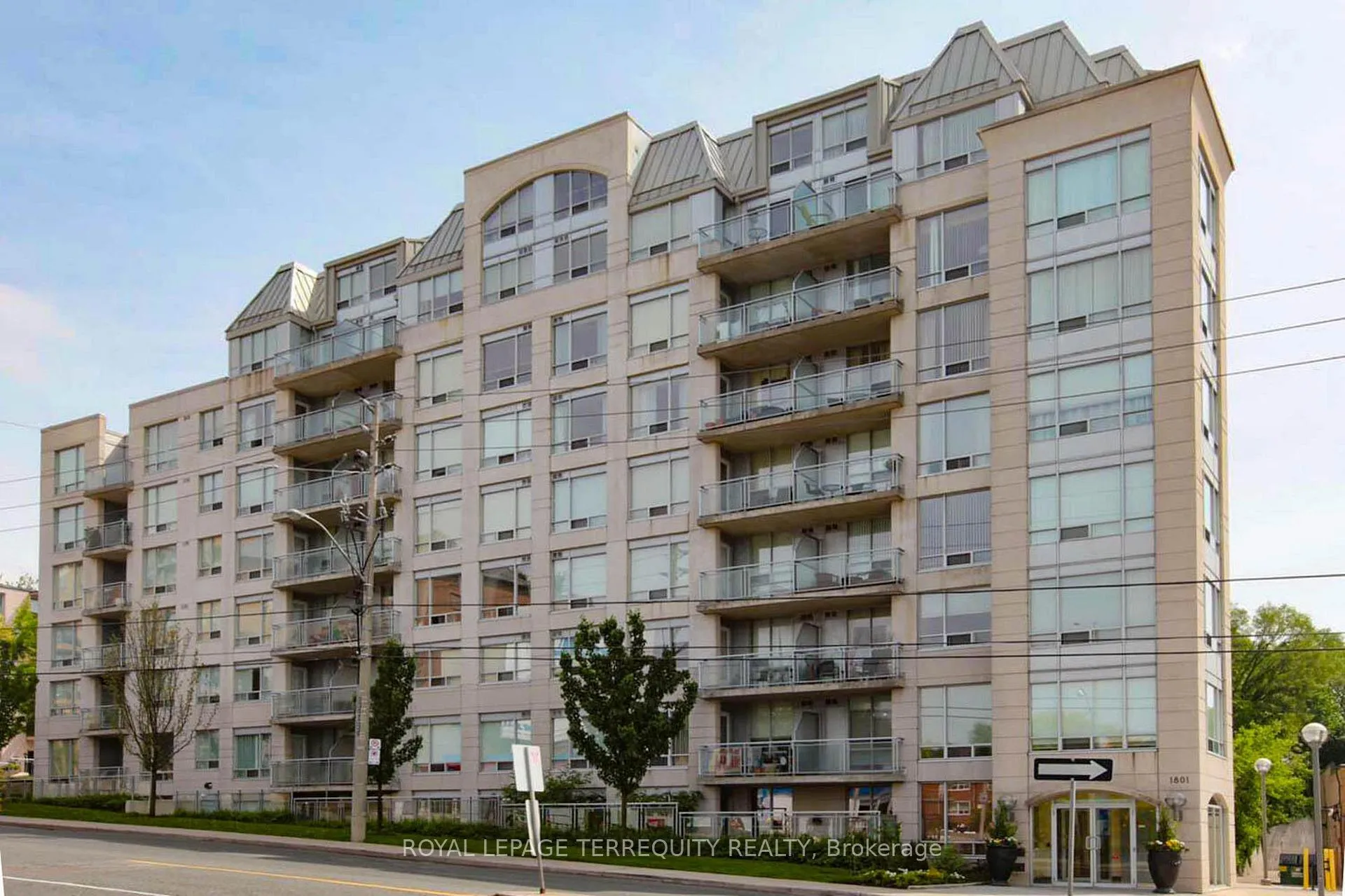 Photo 1 of Unit 201, 1801 Bayview Avenue, Toronto, Leaside — HOMEH