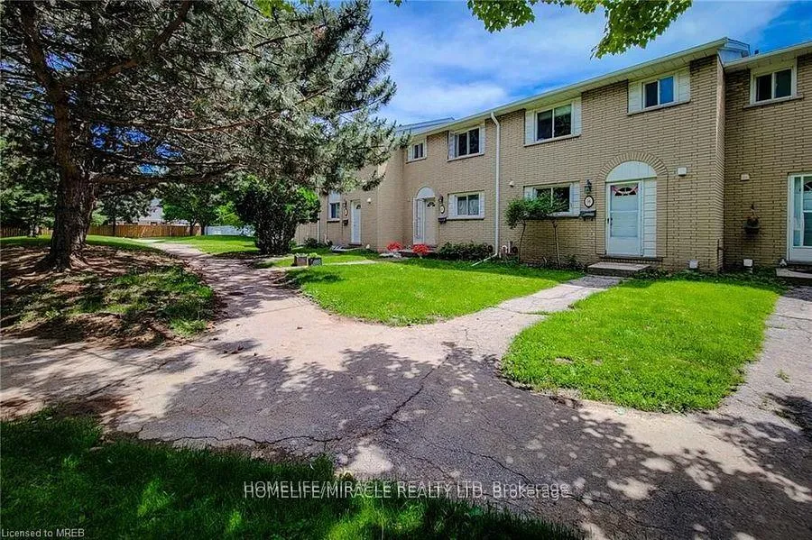 Photo 1 of 62 Riverdale Drive, Hamilton, Riverdale — HOMEH