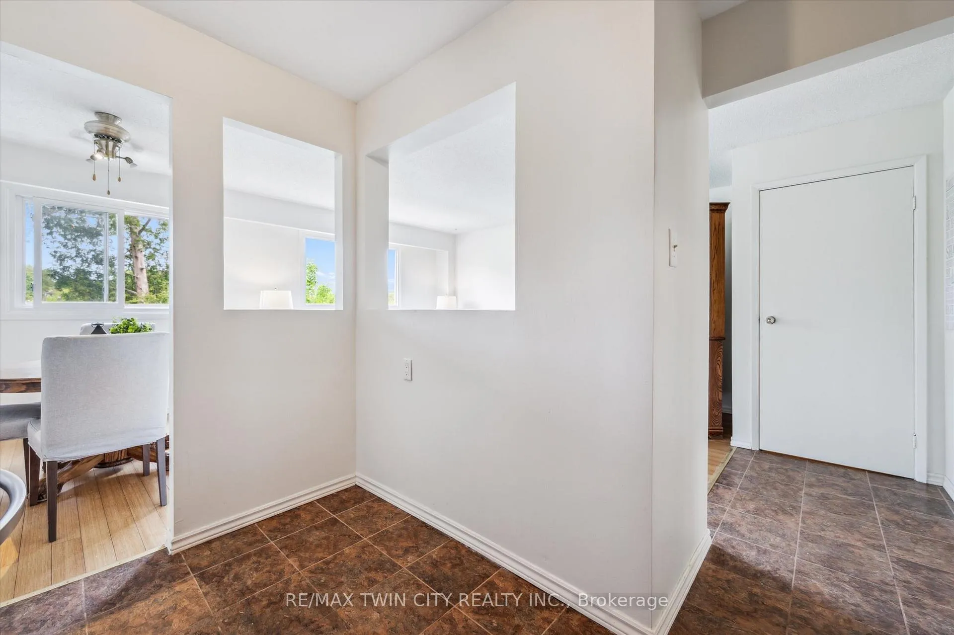 Photo 13 of 223 Pioneer Drive, Kitchener — HOMEH