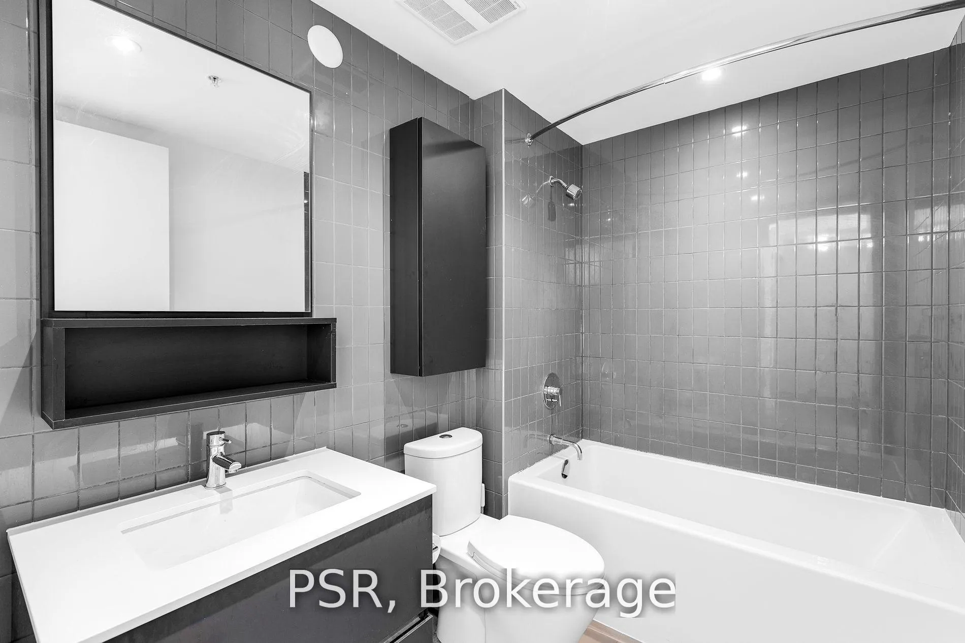 Photo 12 of Unit 304, 377 Madison Avenue, Toronto, Casa Loma — HOMEH