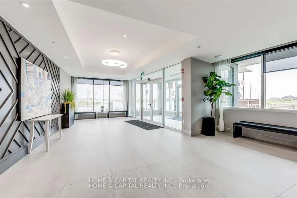 Photo 4 of Unit 326, 200 Lagerfeld Drive, Brampton, Northwest Brampton — HOMEH