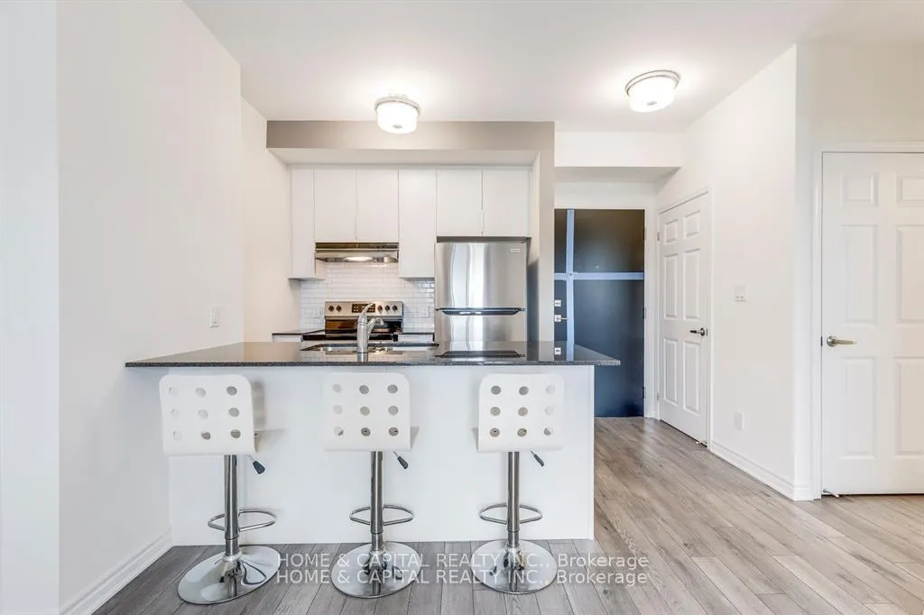 Photo 10 of Unit 326, 200 Lagerfeld Drive, Brampton, Northwest Brampton — HOMEH