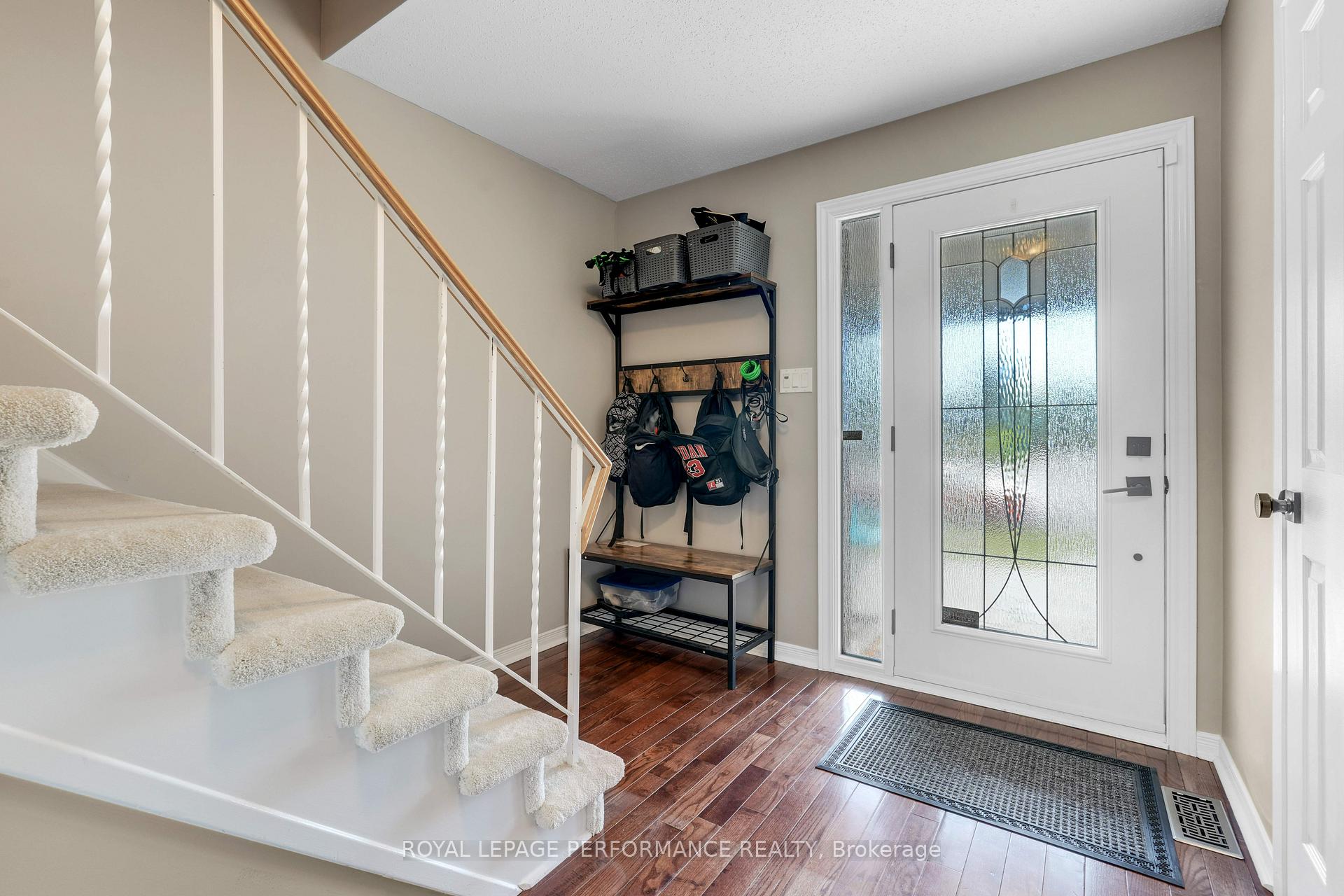 Photo 5 of 22 Otten Drive, Ottawa, Barrhaven - Pheasant Run — HOMEH