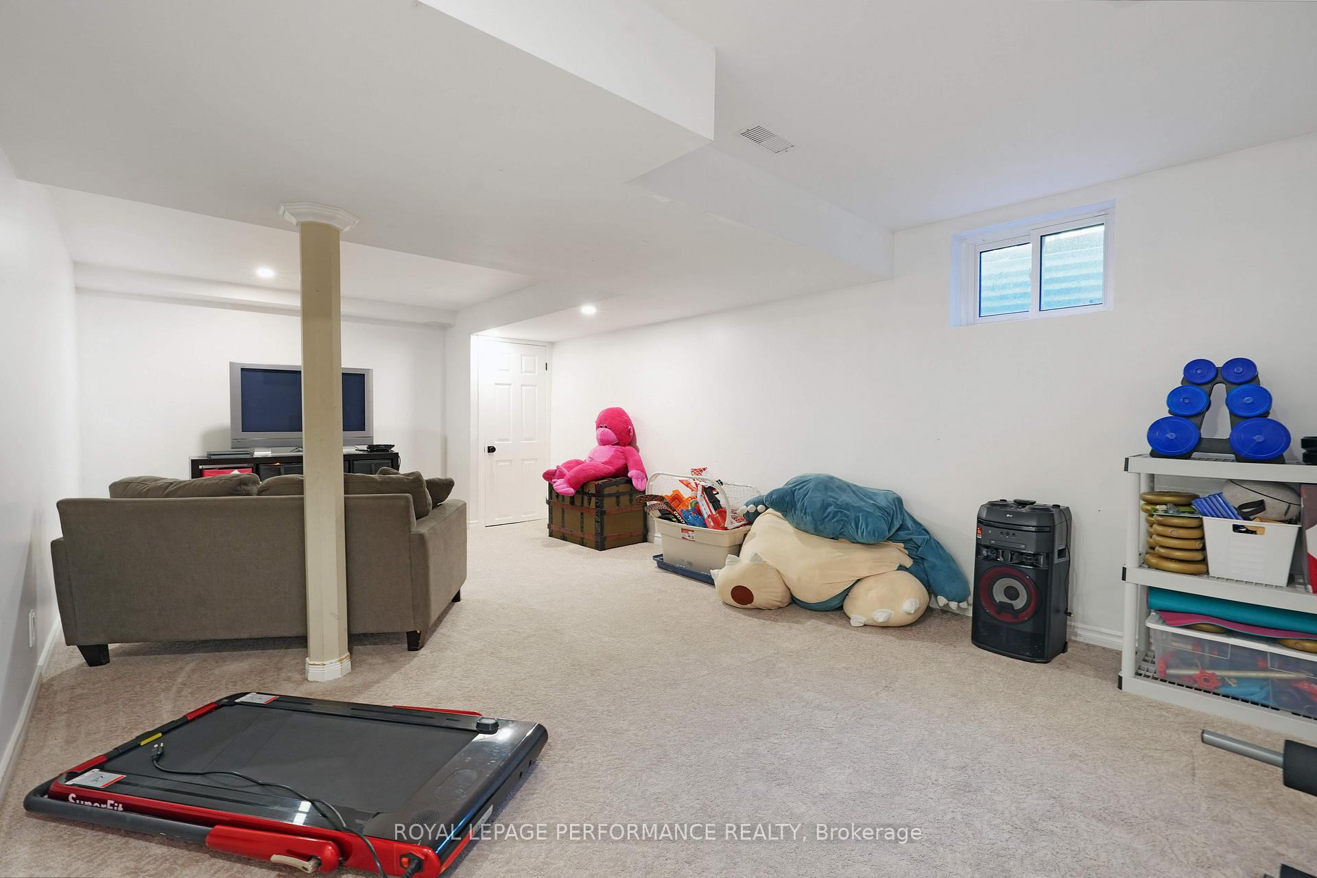Photo 29 of 22 Otten Drive, Ottawa, Barrhaven - Pheasant Run — HOMEH