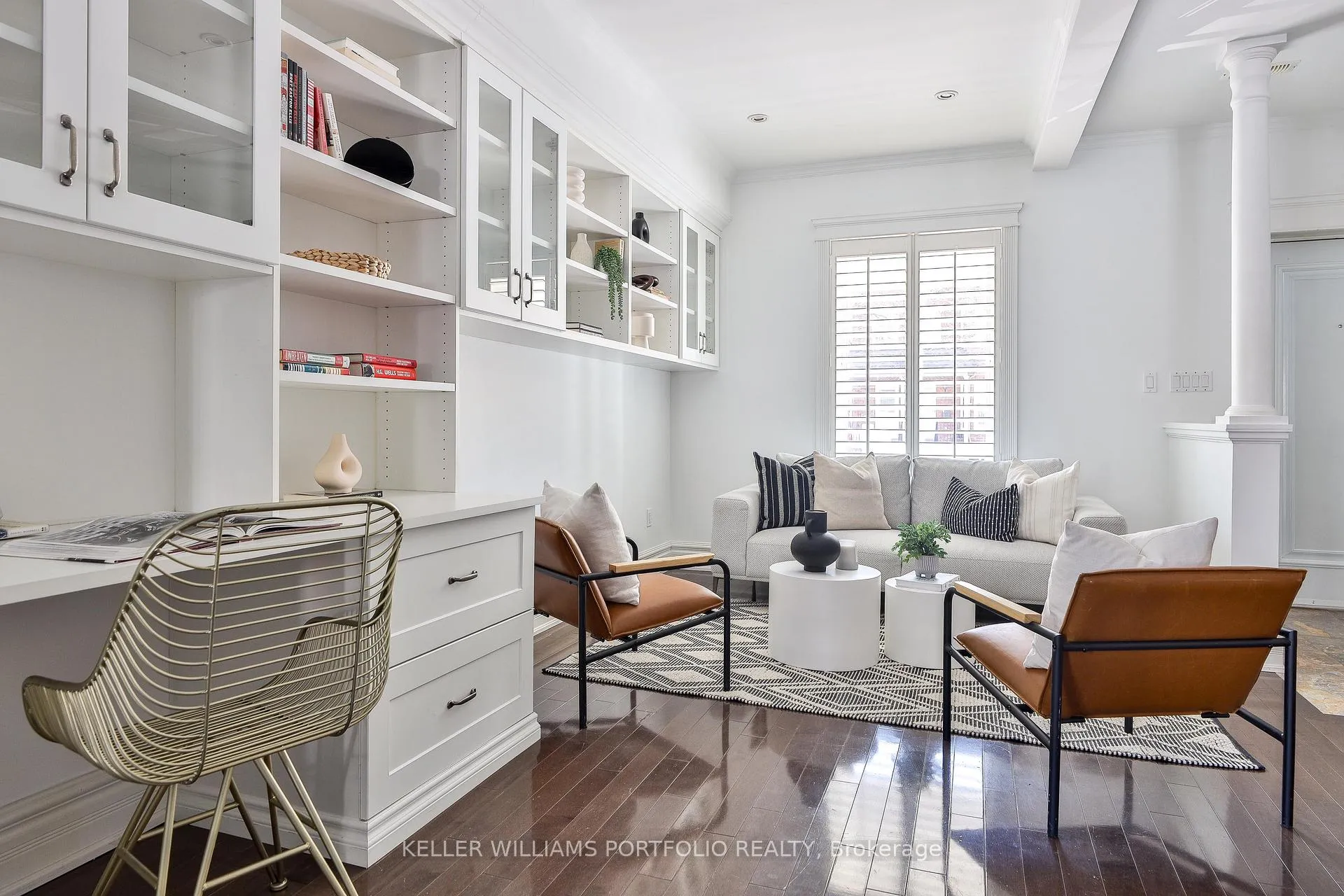 Photo 4 of 38 Rutland Street, Toronto, Weston-Pellam Park — HOMEH