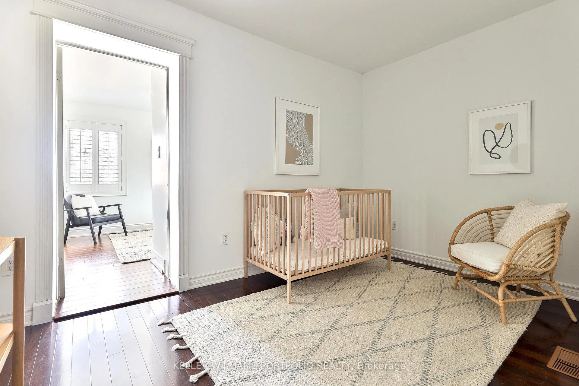 Photo 17 of 38 Rutland Street, Toronto, Weston-Pellam Park — HOMEH