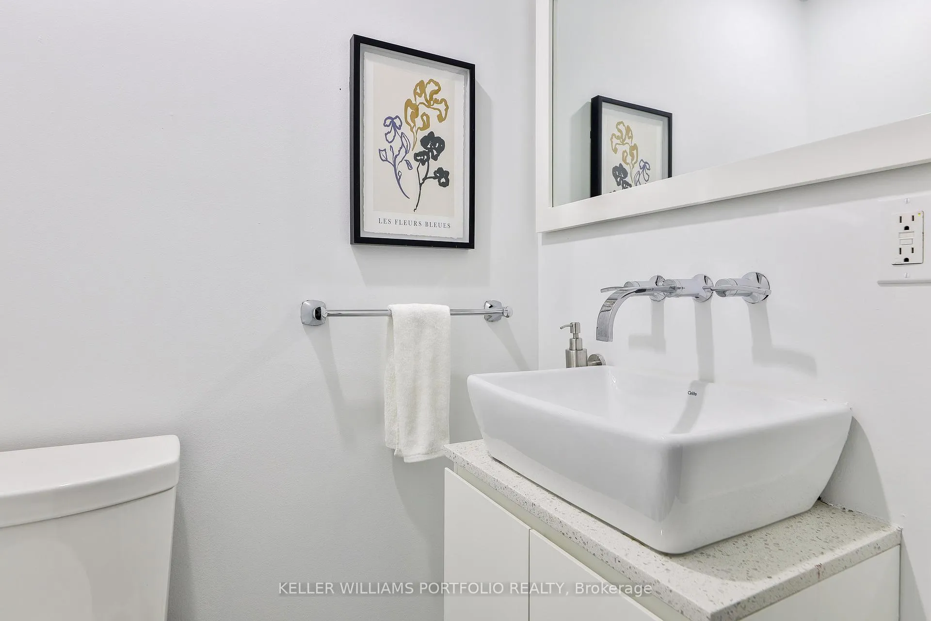 Photo 28 of 38 Rutland Street, Toronto, Weston-Pellam Park — HOMEH