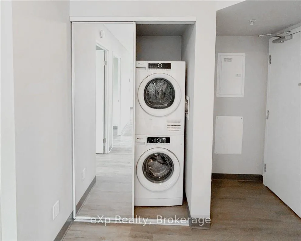 Photo 5 of Unit 809, 595 Strasburg Road, Kitchener — HOMEH