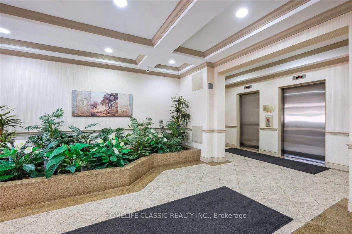 Photo 6 of Unit 503, 3 Dayspring Circle, Brampton, Goreway Drive Corridor — HOMEH