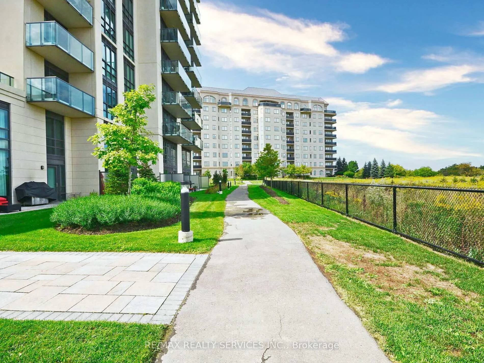 Photo 9 of Unit 407, 65 Yorkland Boulevard, Brampton, Goreway Drive Corridor — HOMEH