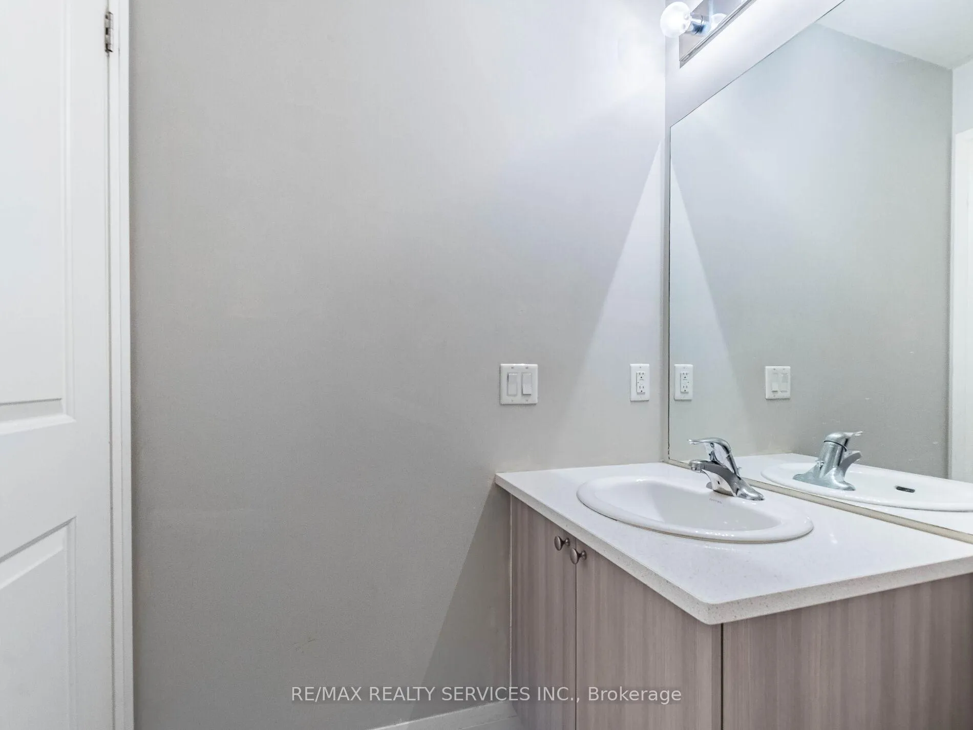 Photo 25 of Unit 407, 65 Yorkland Boulevard, Brampton, Goreway Drive Corridor — HOMEH