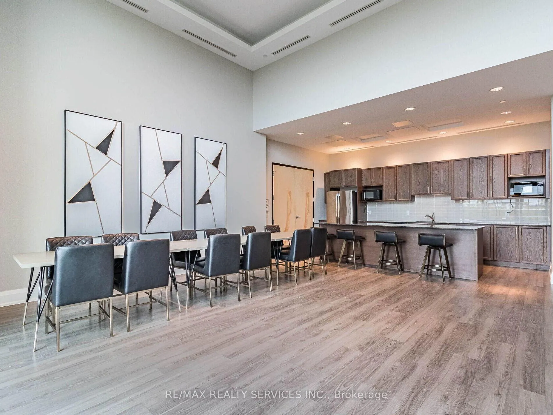 Photo 38 of Unit 407, 65 Yorkland Boulevard, Brampton, Goreway Drive Corridor — HOMEH