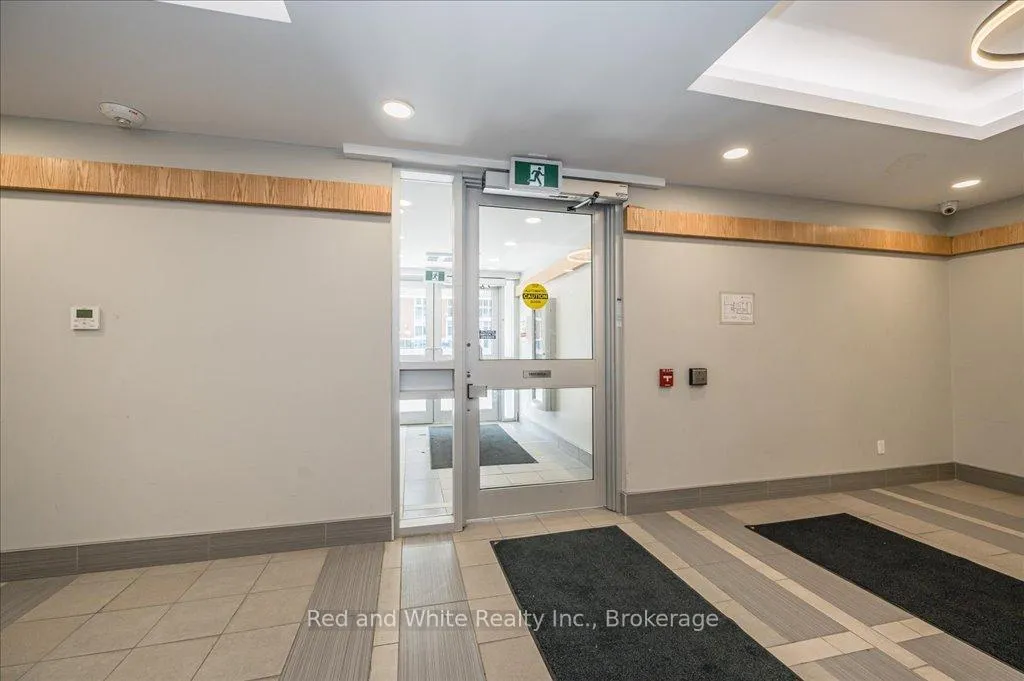 Photo 3 of Unit 2103, 258B Sunview Street, Waterloo, Beechwood/University — HOMEH