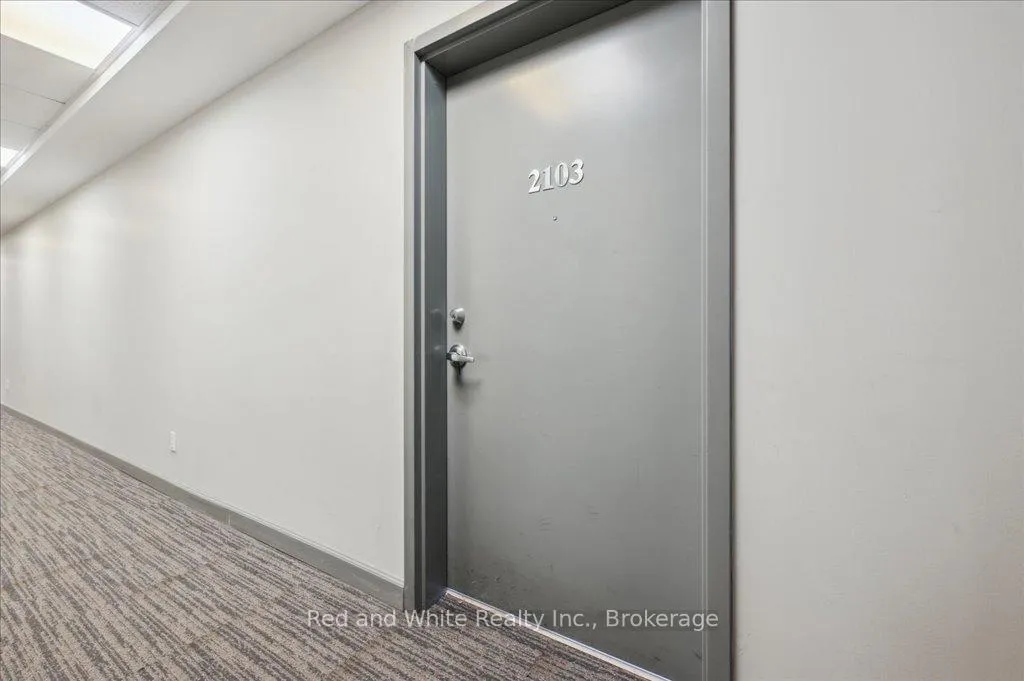 Photo 6 of Unit 2103, 258B Sunview Street, Waterloo, Beechwood/University — HOMEH