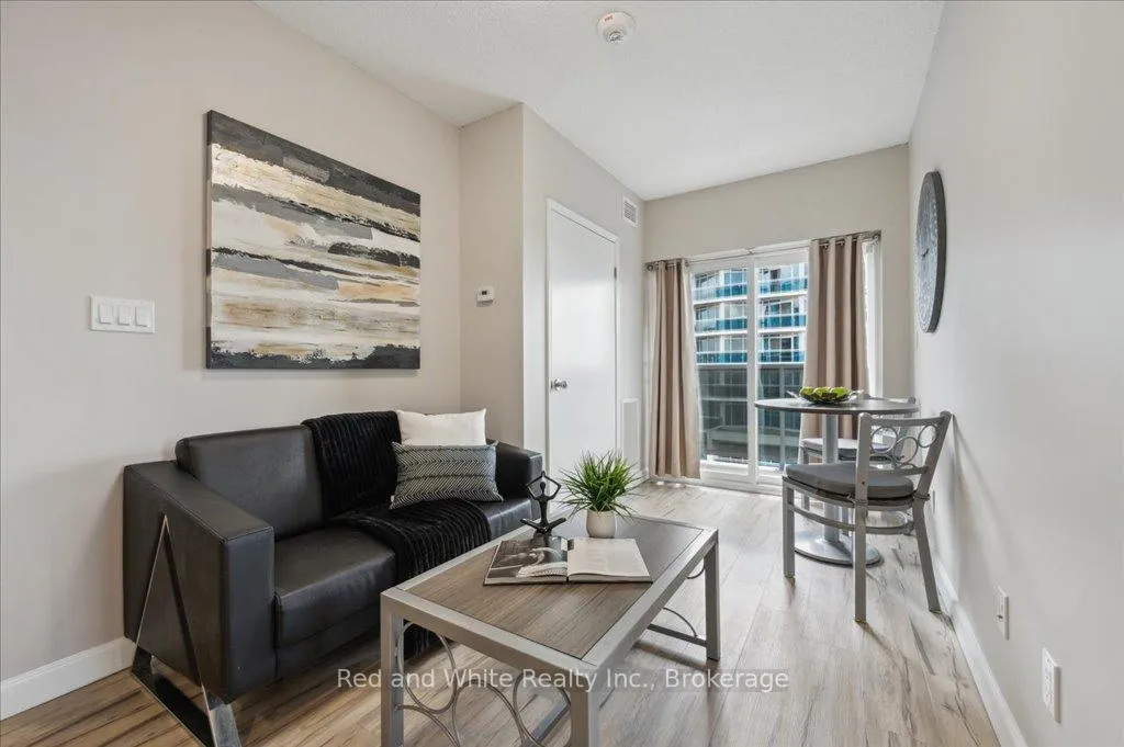 Photo 8 of Unit 2103, 258B Sunview Street, Waterloo, Beechwood/University — HOMEH