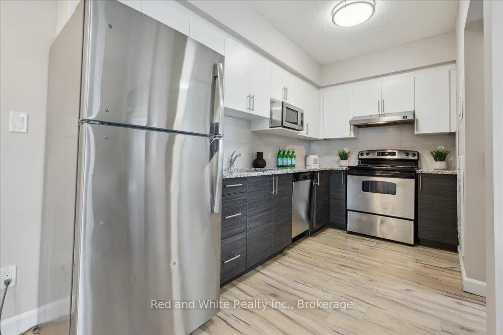 Photo 11 of Unit 2103, 258B Sunview Street, Waterloo, Beechwood/University — HOMEH