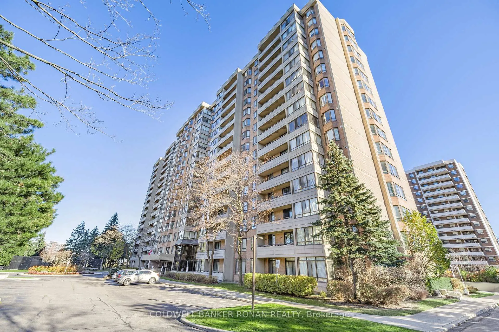 Photo 1 of Unit 410, 5 Lisa Street, Brampton, Queen Street Corridor — HOMEH