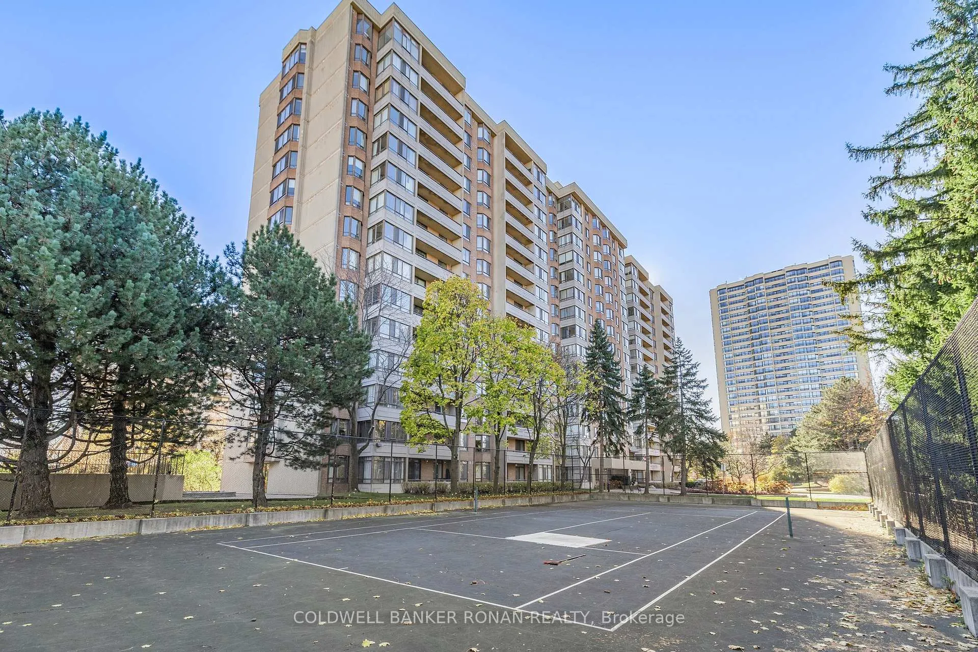 Photo 2 of Unit 410, 5 Lisa Street, Brampton, Queen Street Corridor — HOMEH