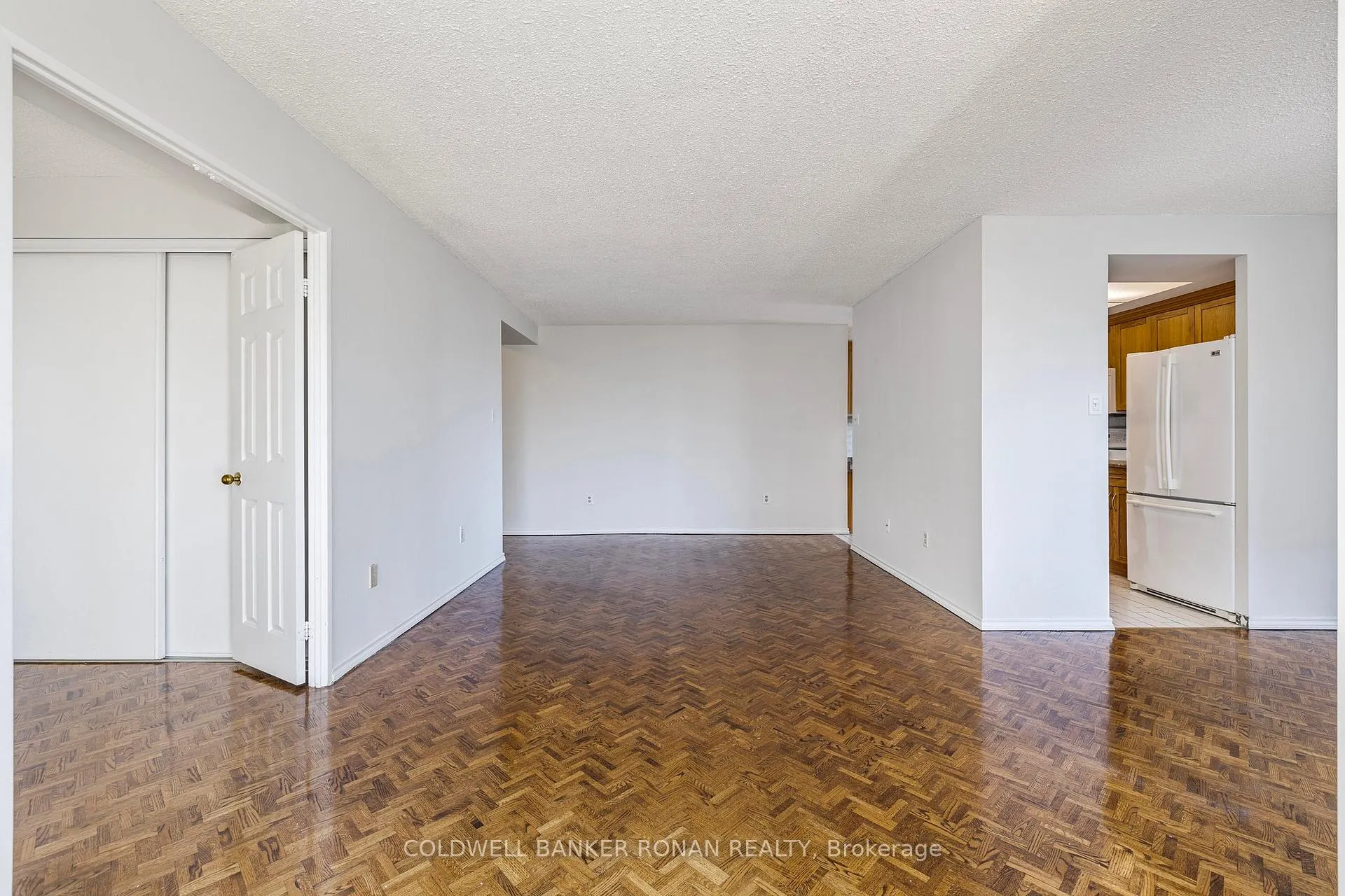 Photo 9 of Unit 410, 5 Lisa Street, Brampton, Queen Street Corridor — HOMEH