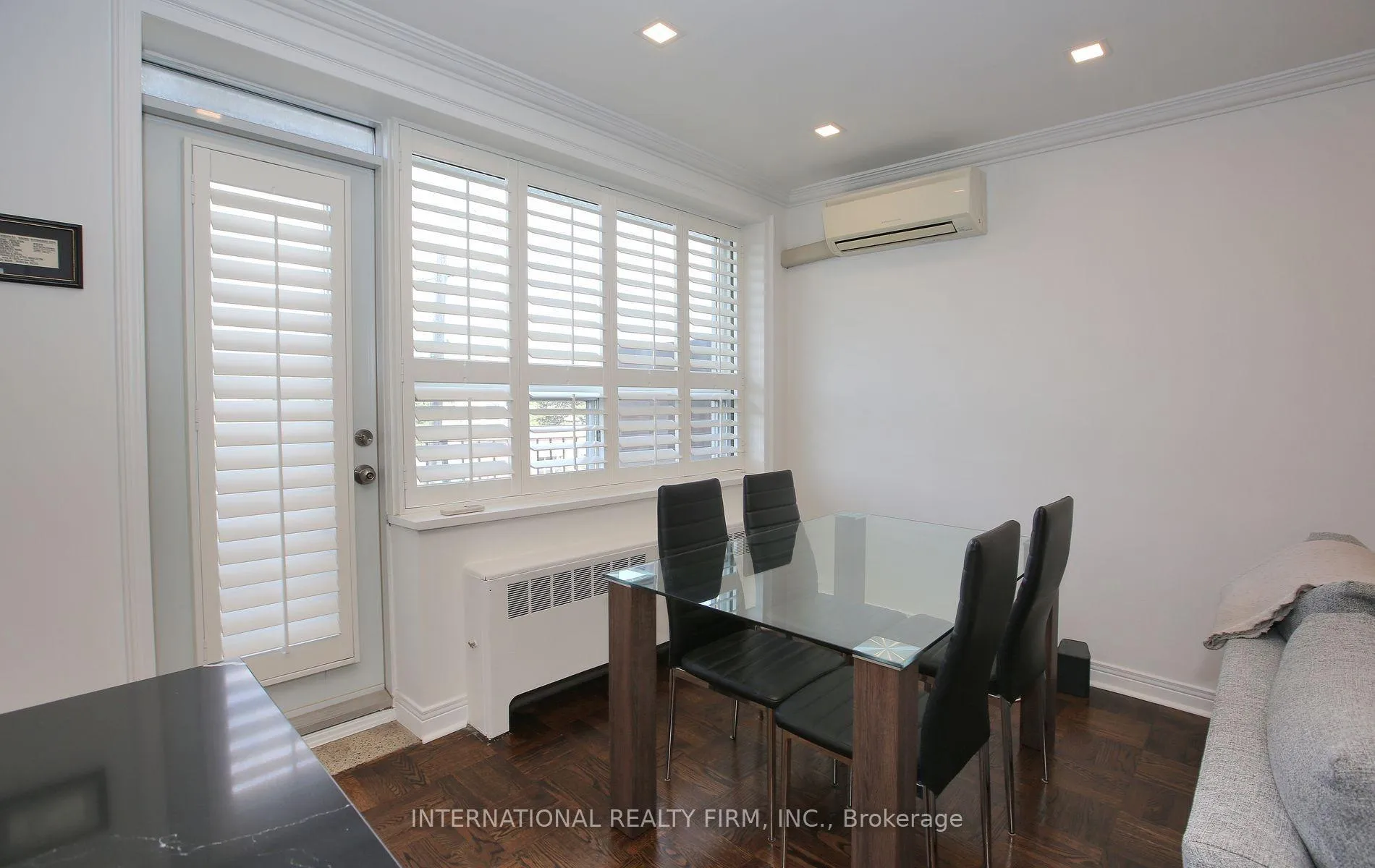 Photo 10 of Unit 405, 219 Wilson Street, Toronto, Bedford Park-Nortown — HOMEH