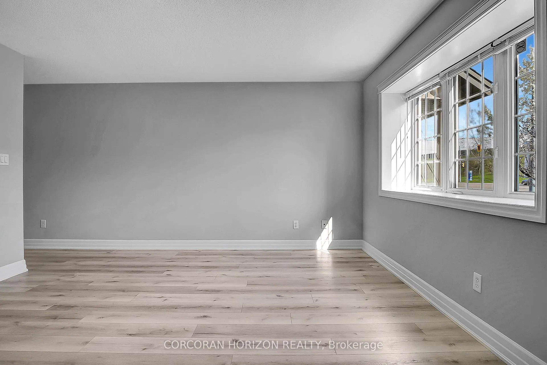 Photo 4 of Unit 24, 275 Old Huron Street, Kitchener — HOMEH