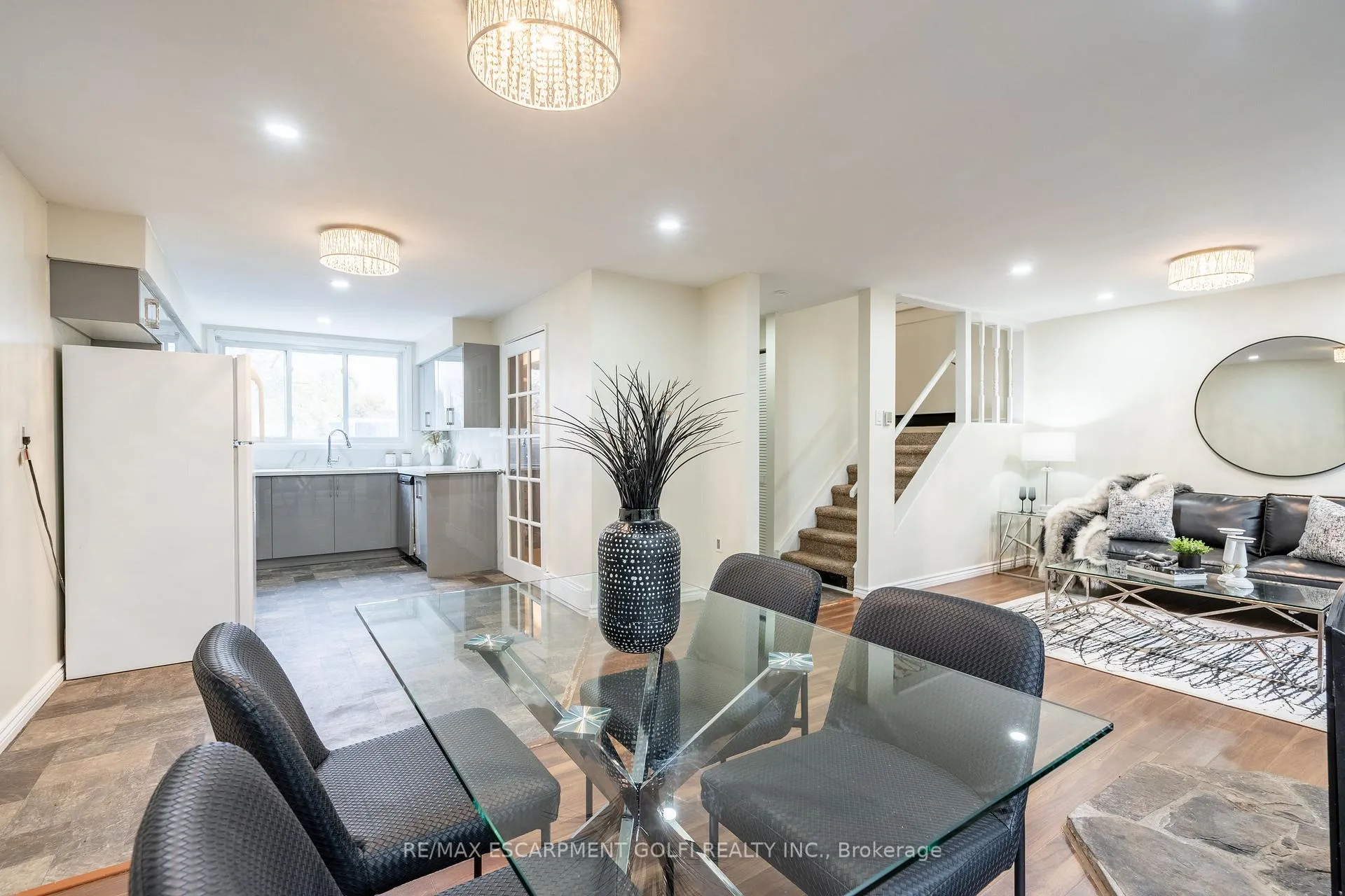 Photo 11 of Unit B52, 25 Britten Close, Hamilton, Rolston — HOMEH