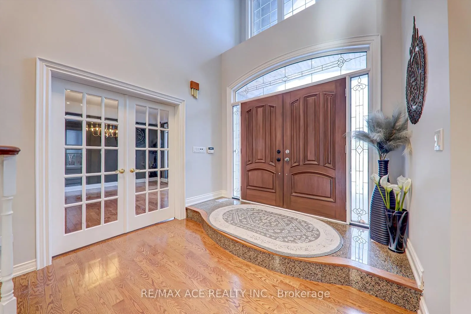 Photo 4 of 10 Stonehart Street, Caledon, Palgrave — HOMEH