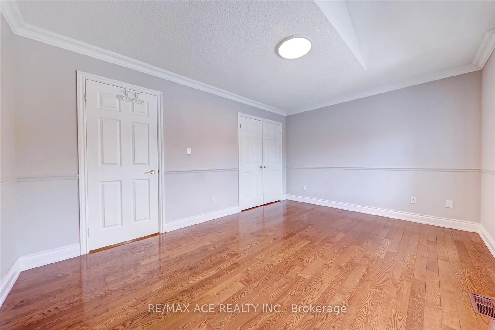 Photo 25 of 10 Stonehart Street, Caledon, Palgrave — HOMEH