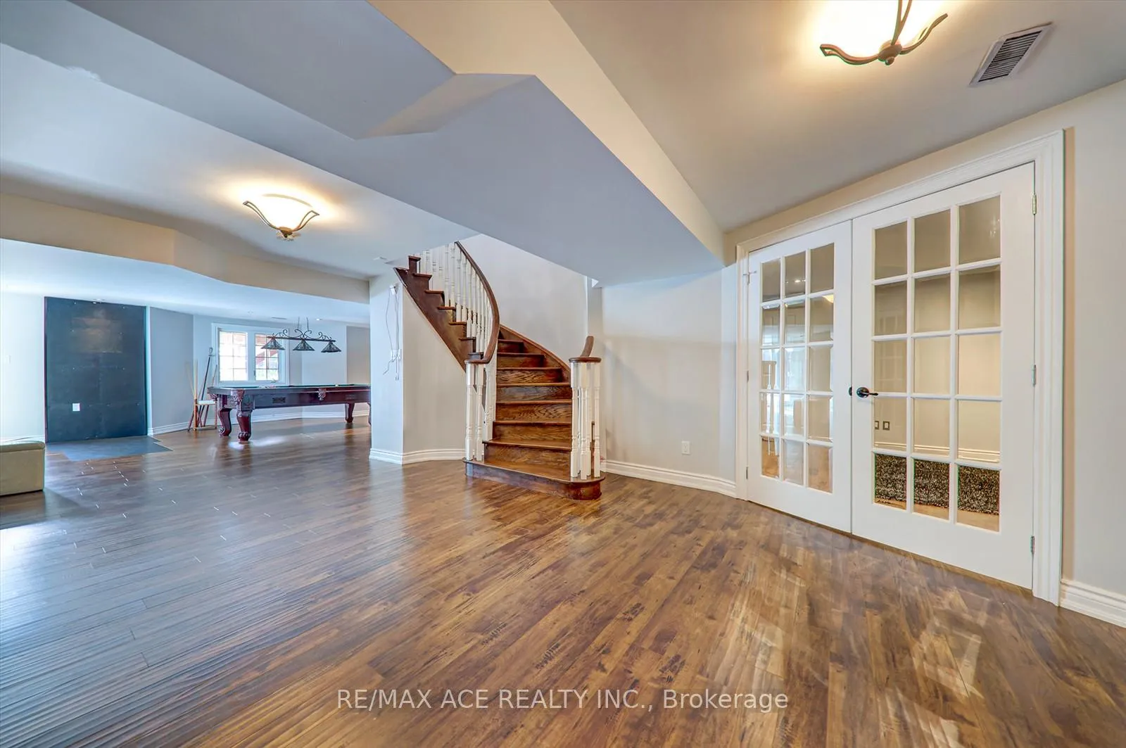 Photo 26 of 10 Stonehart Street, Caledon, Palgrave — HOMEH