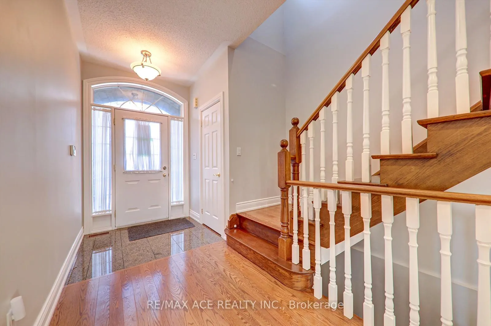 Photo 34 of 10 Stonehart Street, Caledon, Palgrave — HOMEH