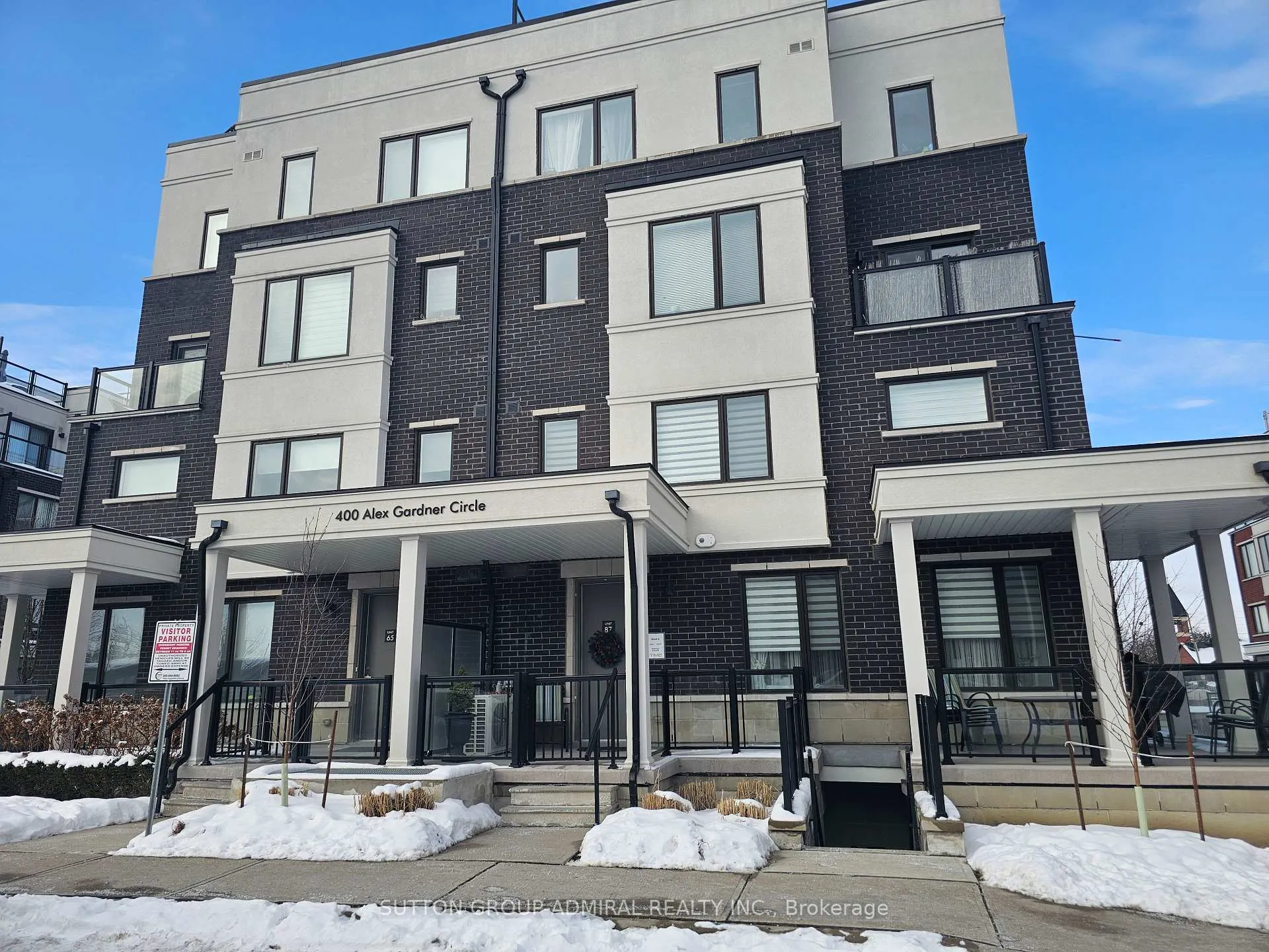 Photo 1 of Unit 69, 400 Alex Gardner Circle, Aurora, Aurora Heights — HOMEH