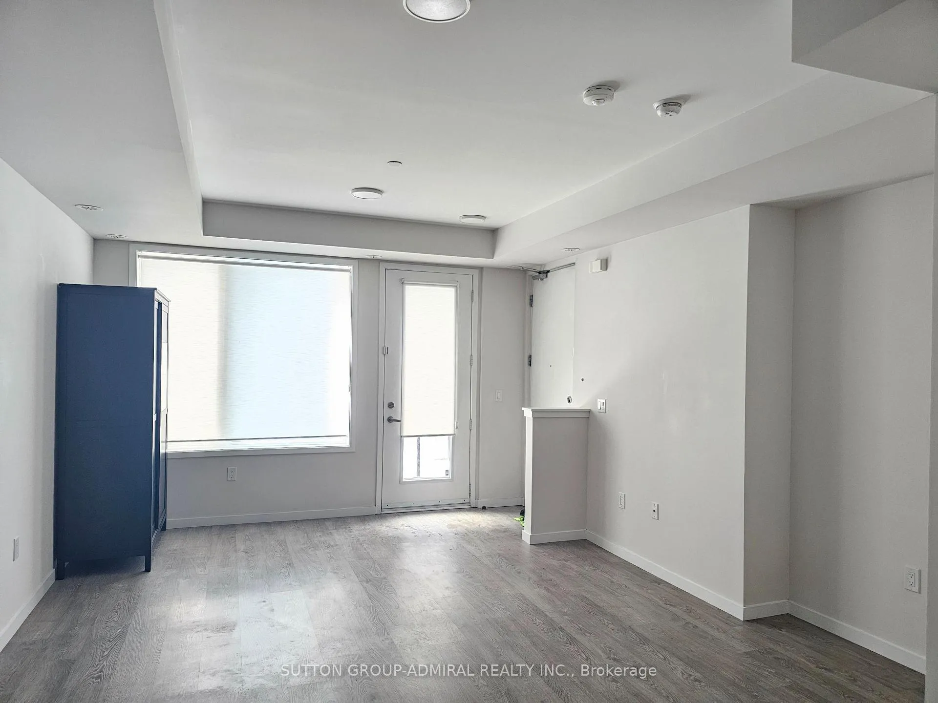 Photo 5 of Unit 69, 400 Alex Gardner Circle, Aurora, Aurora Heights — HOMEH