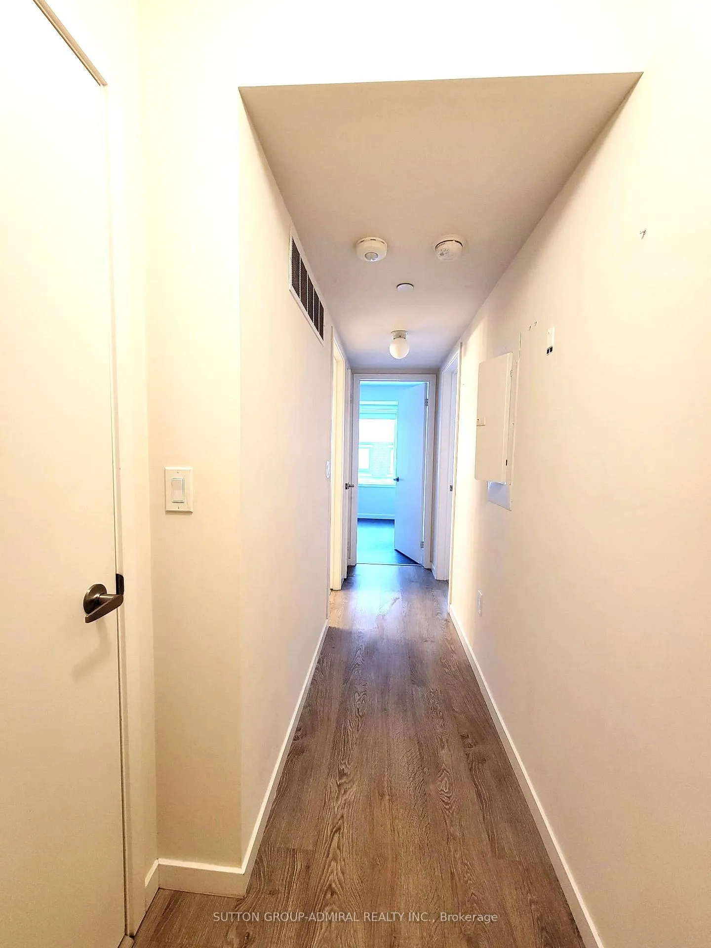 Photo 10 of Unit 69, 400 Alex Gardner Circle, Aurora, Aurora Heights — HOMEH