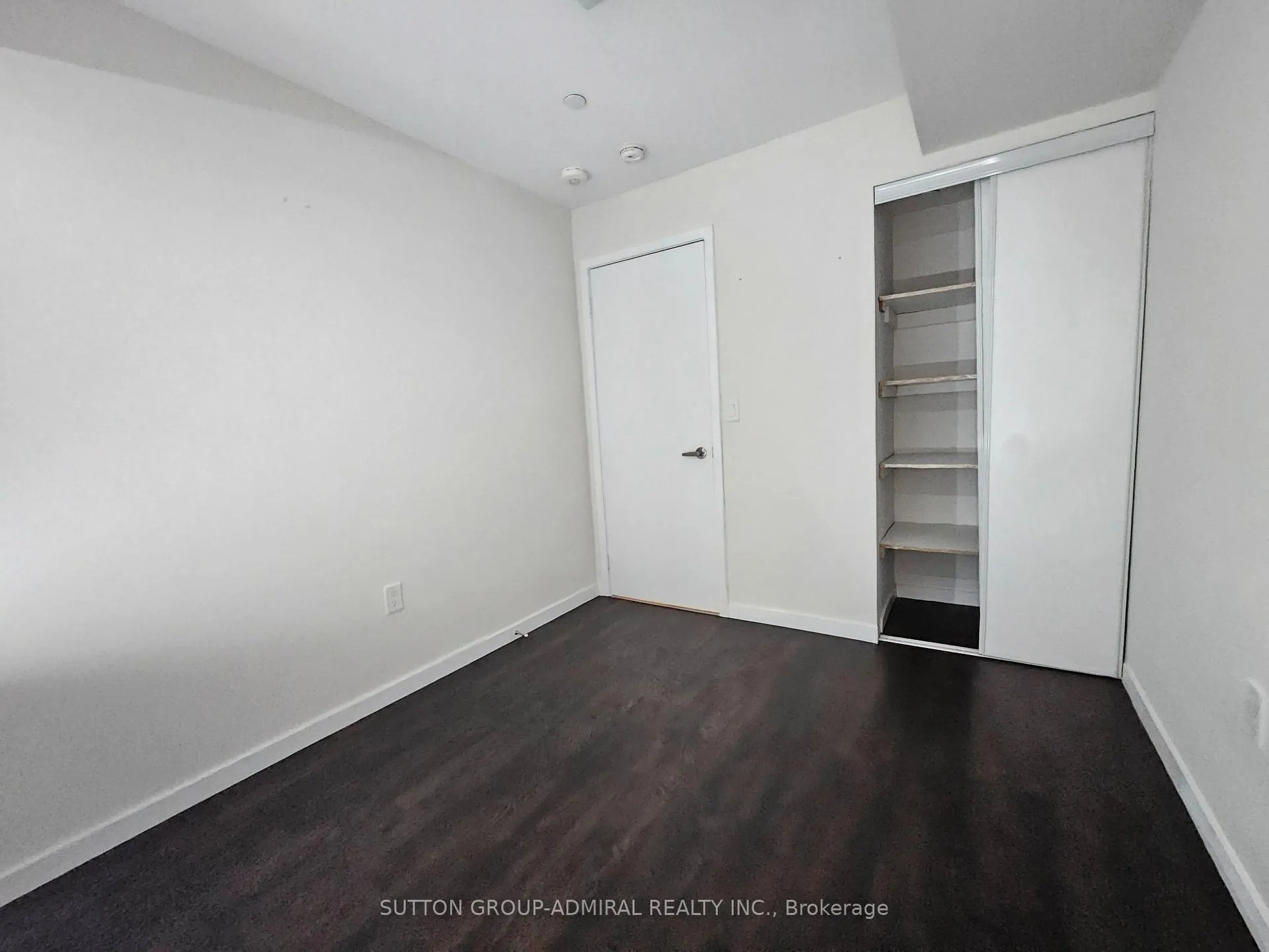 Photo 15 of Unit 69, 400 Alex Gardner Circle, Aurora, Aurora Heights — HOMEH