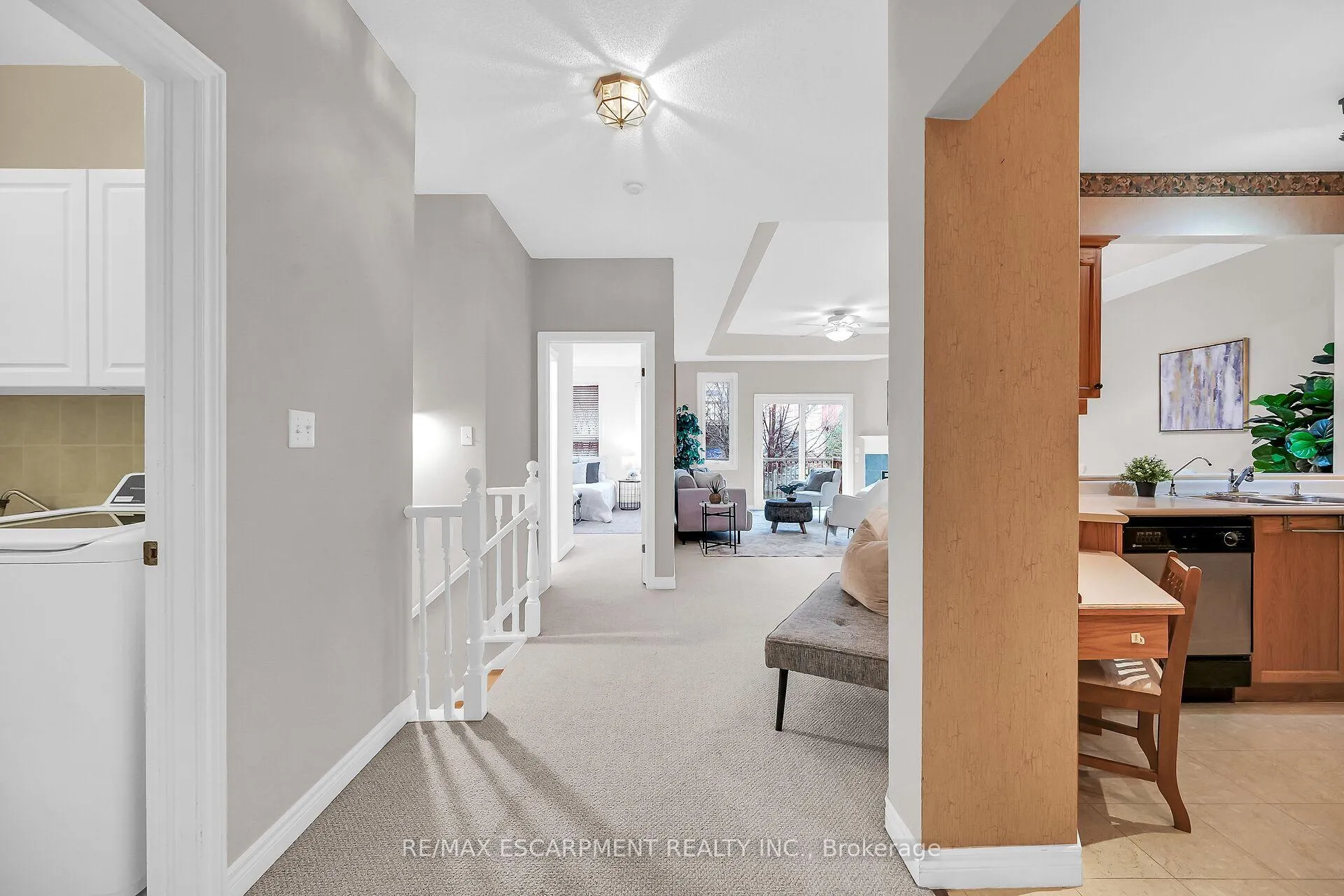 Photo 15 of 54 Greentrail Drive, Hamilton, Mount Hope — HOMEH