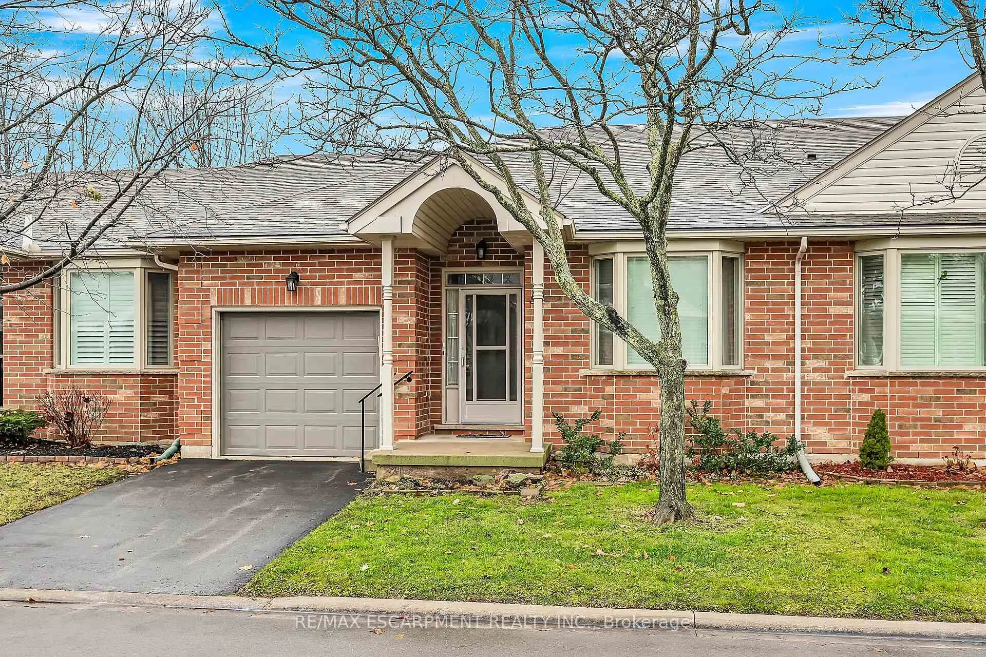 Photo 33 of 54 Greentrail Drive, Hamilton, Mount Hope — HOMEH