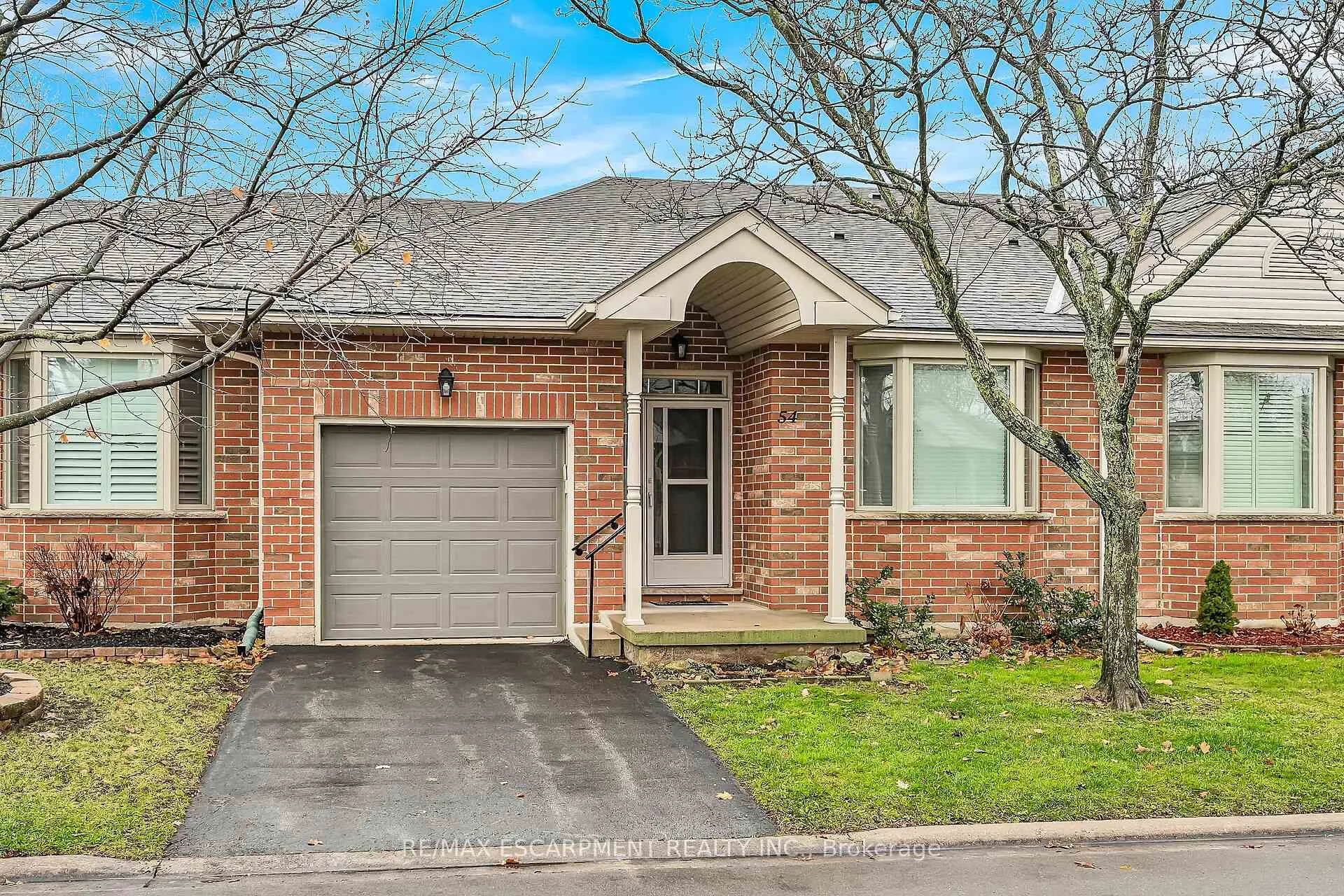 Photo 34 of 54 Greentrail Drive, Hamilton, Mount Hope — HOMEH
