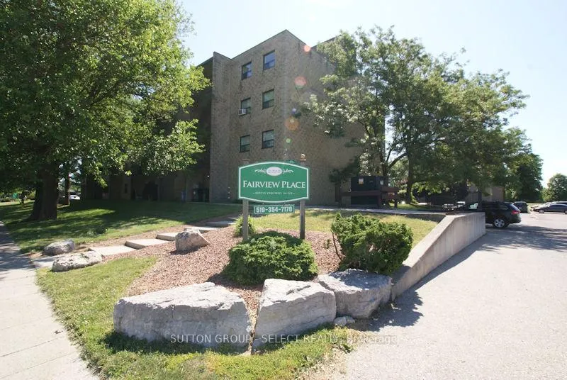 Photo 1 of Unit 204, 140 Park Avenue E, Chatham-Kent, Chatham — HOMEH