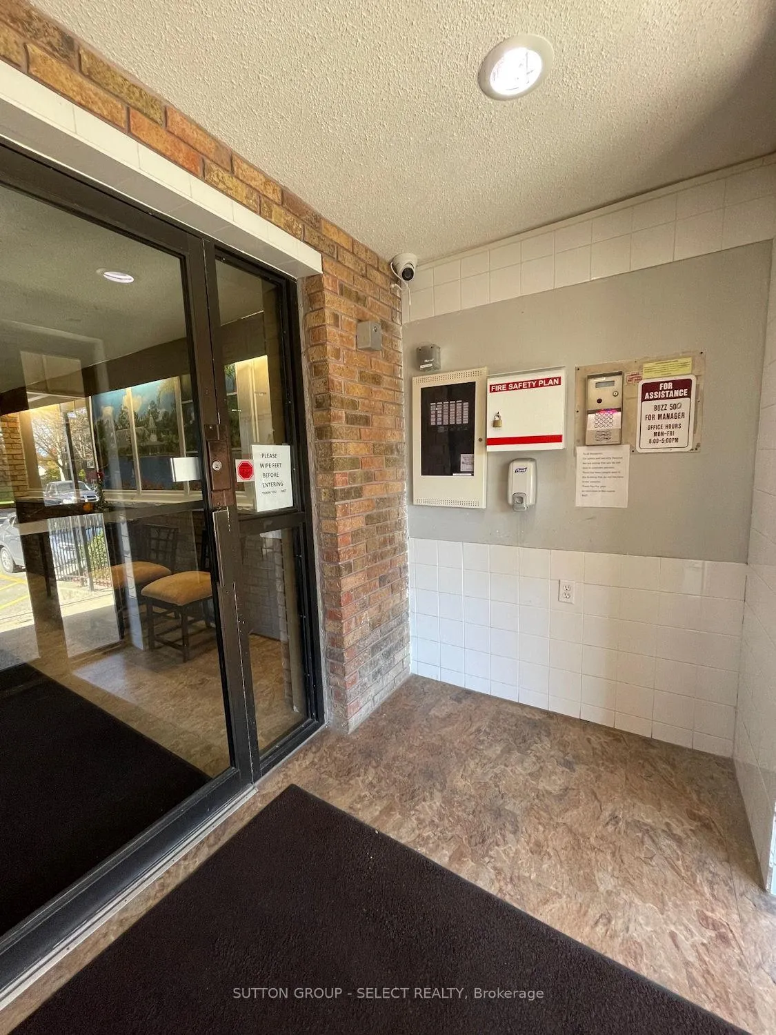 Photo 4 of Unit 204, 140 Park Avenue E, Chatham-Kent, Chatham — HOMEH