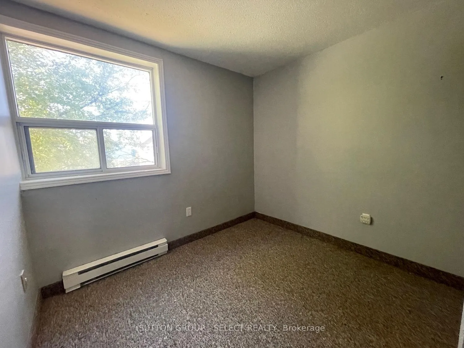 Photo 15 of Unit 204, 140 Park Avenue E, Chatham-Kent, Chatham — HOMEH