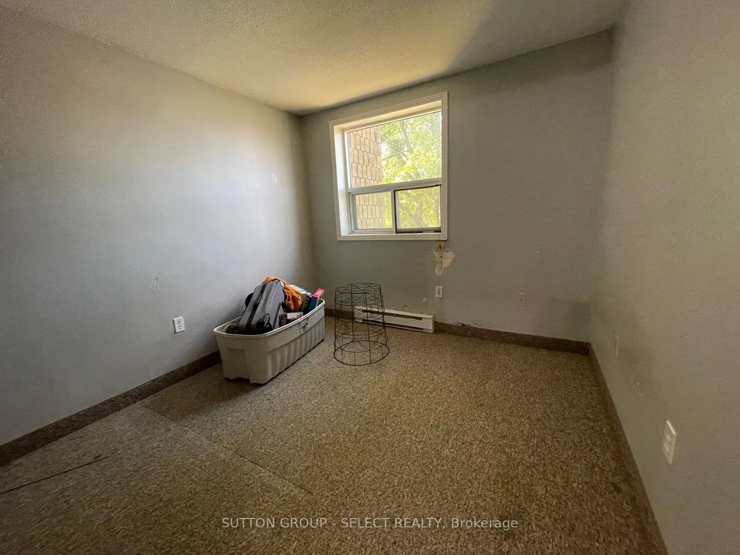 Photo 17 of Unit 204, 140 Park Avenue E, Chatham-Kent, Chatham — HOMEH