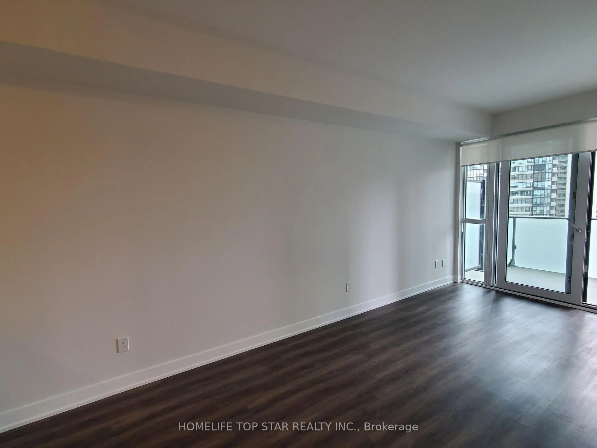 Front of Unit 620, 430 Square One Drive