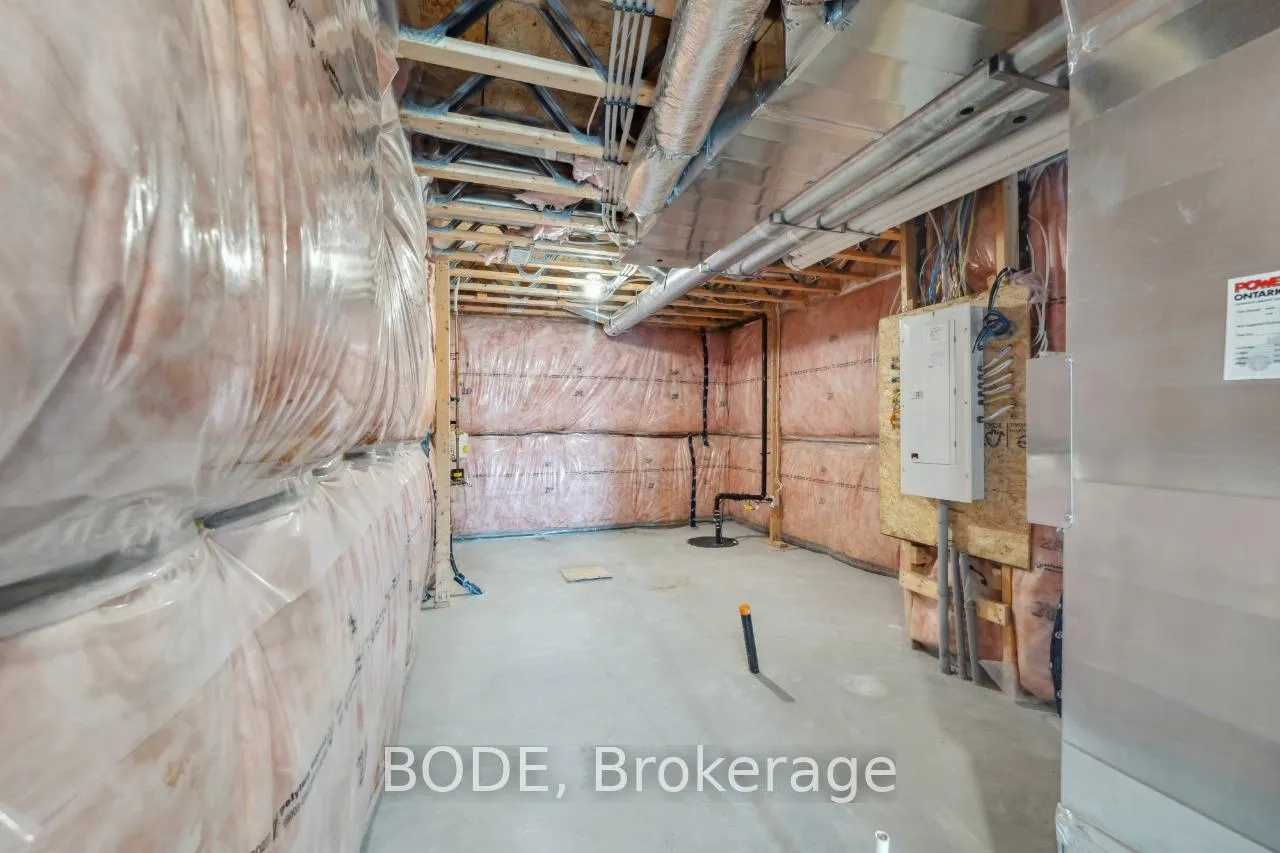 Photo 29 of 2 Goldie Mill Road W, Kitchener, Mill Courtland Woodside Park — HOMEH