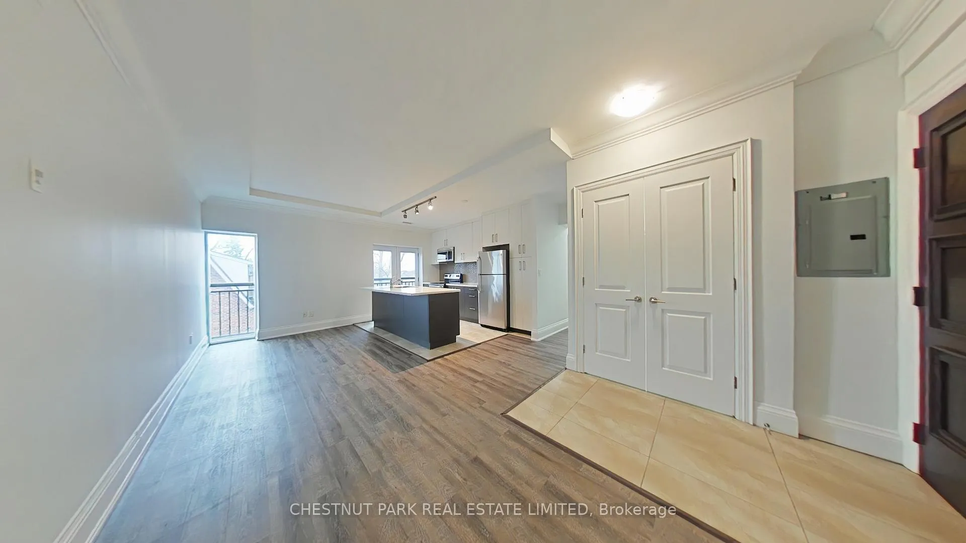 Photo 5 of Unit 304, 3443 Bathurst Street, Toronto, Bedford Park-Nortown — HOMEH